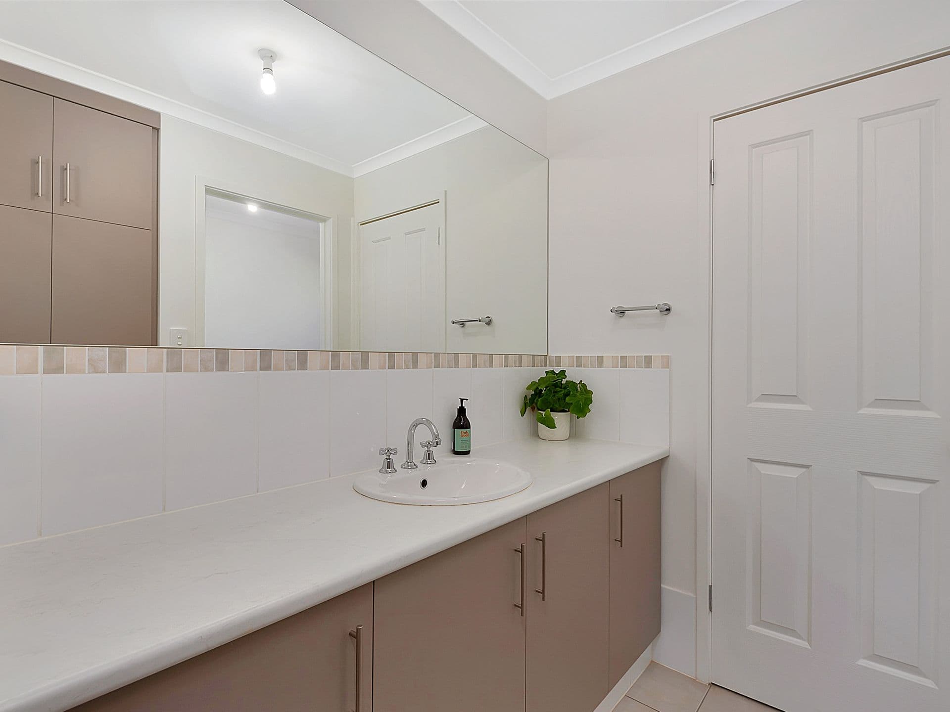 16 Tripodi Circuit, Parafield Gardens, SA, 5107, Parafield Gardens - Thumbnail 6