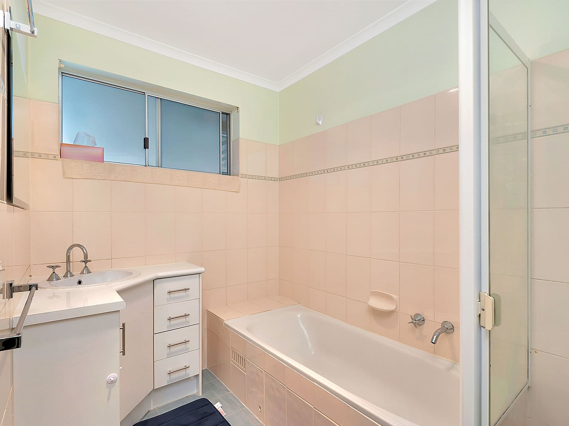 Unit 2, 27 Clunes Road, CRESWICK VIC 3363, Parafield Gardens - Thumbnail 8