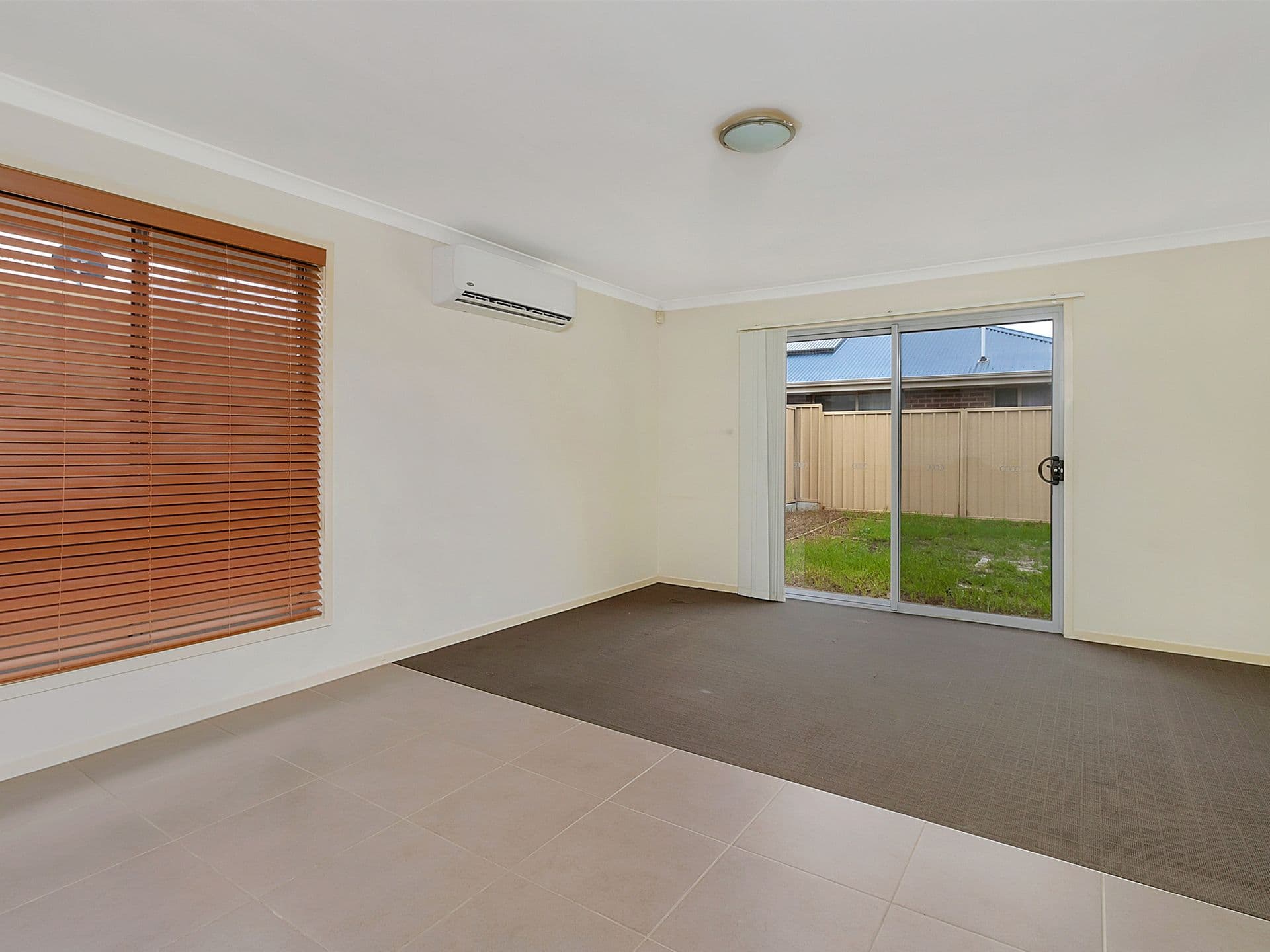 43 Small Crescent, Smithfield Plains, SA, 5114, Smithfield Plains - Thumbnail 2