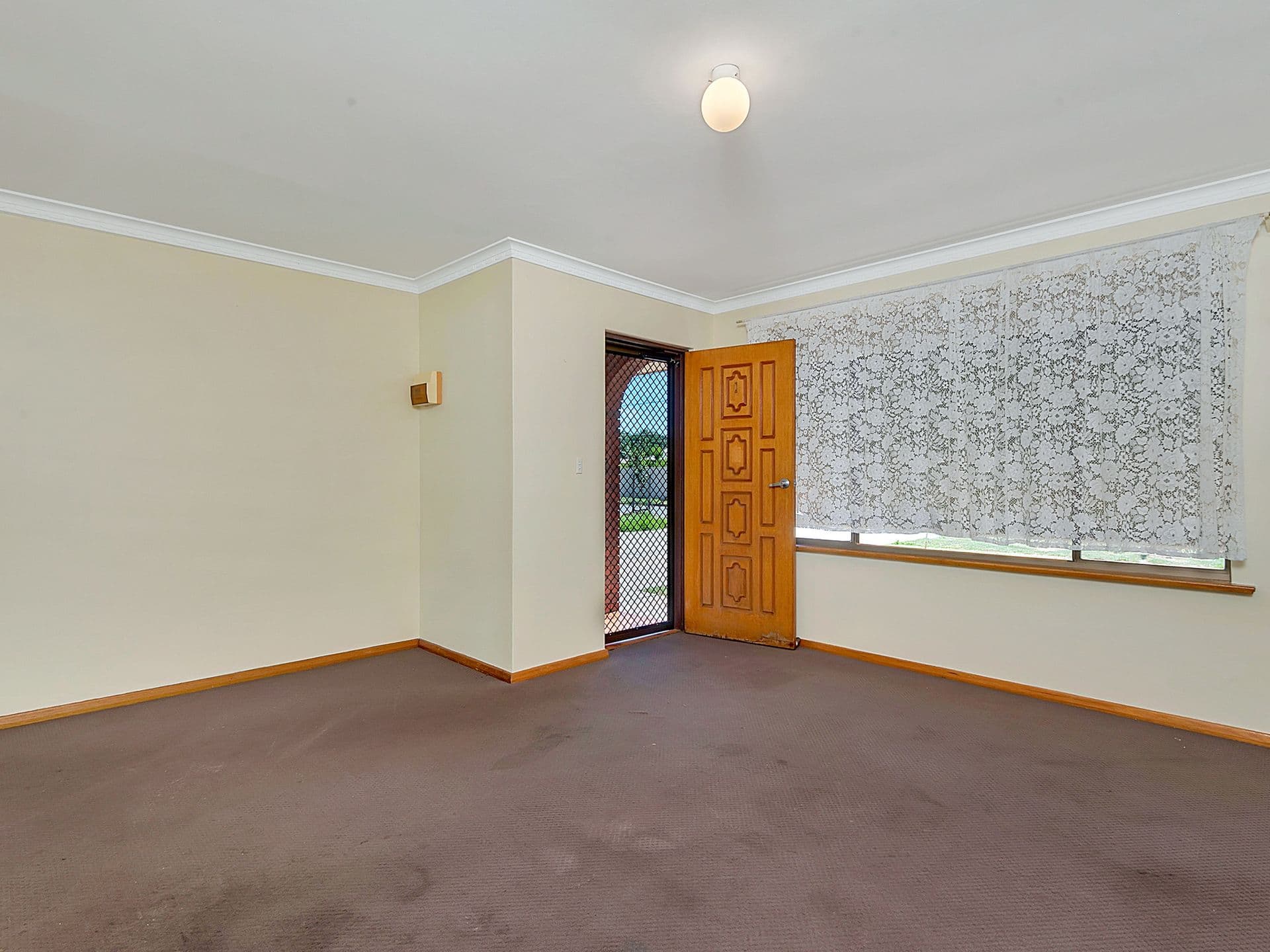 1/6 Paramount Road, Salisbury Downs, SA, 5108, Salisbury Downs - Thumbnail 2