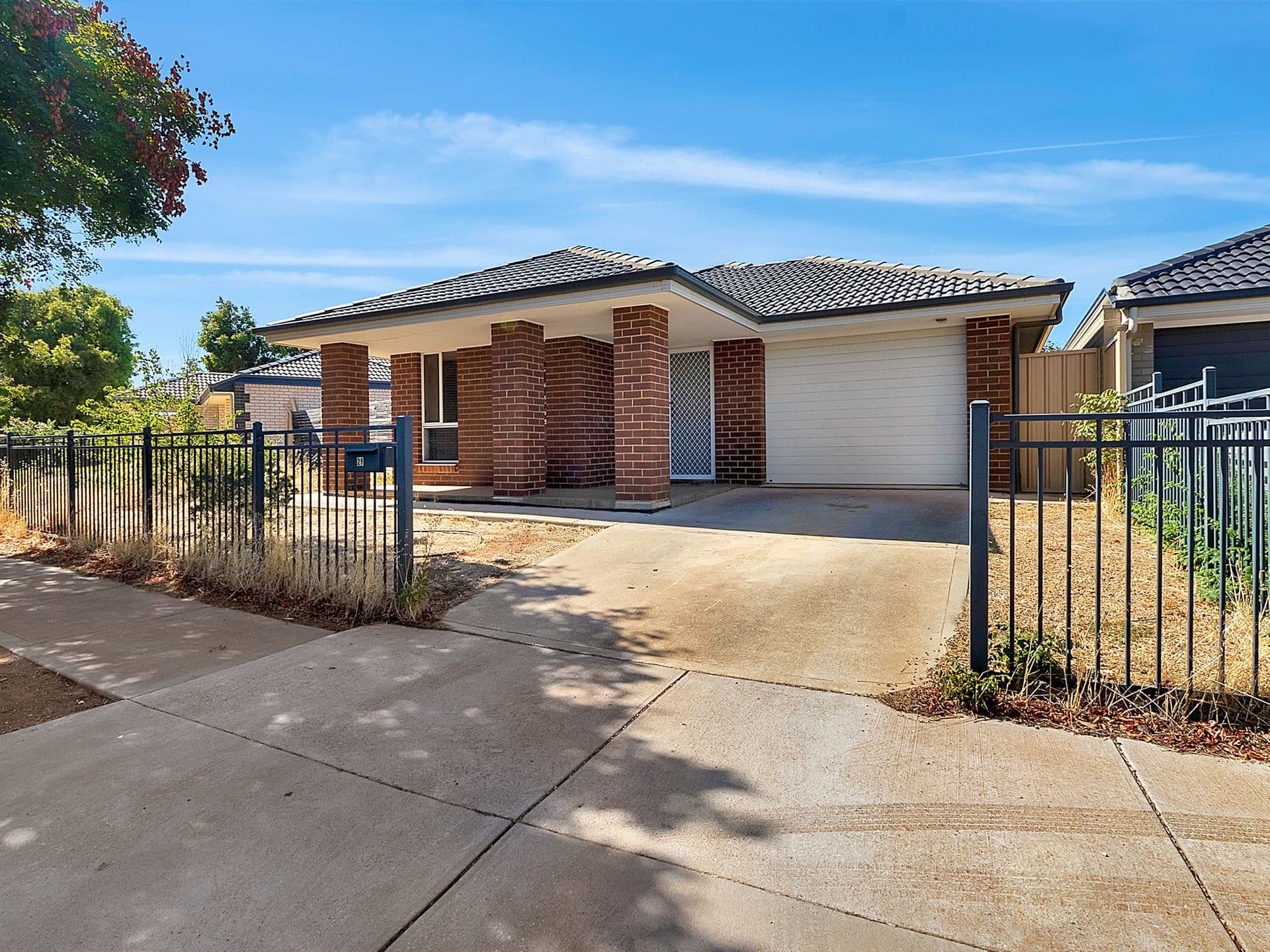 29 Roberts Crescent, Smithfield Plains, SA, 5114, Smithfield Plains - Thumbnail 2