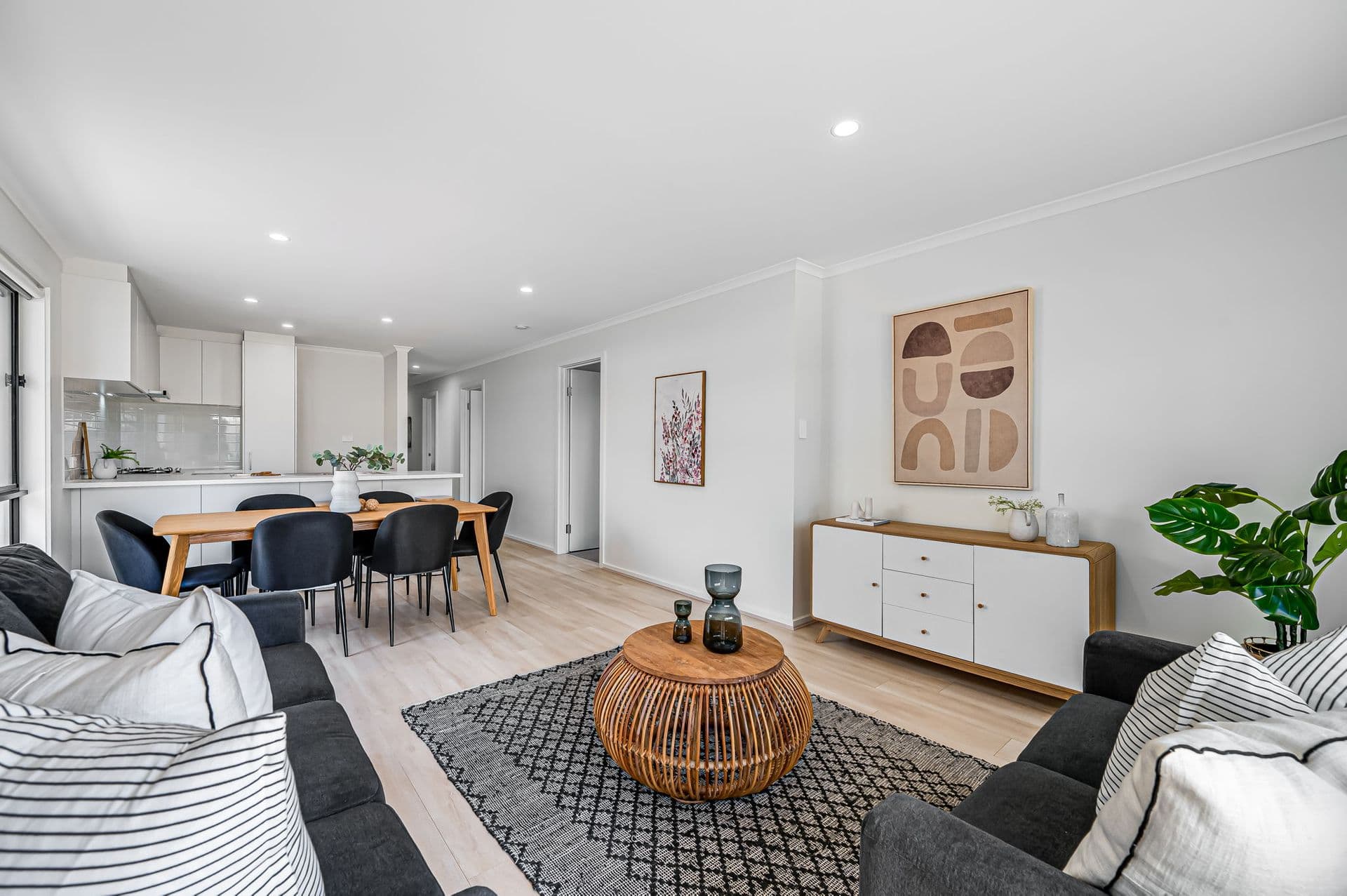 2/1568 Main North Road, Salisbury South, SA, 5106, Smithfield Plains - Image 1