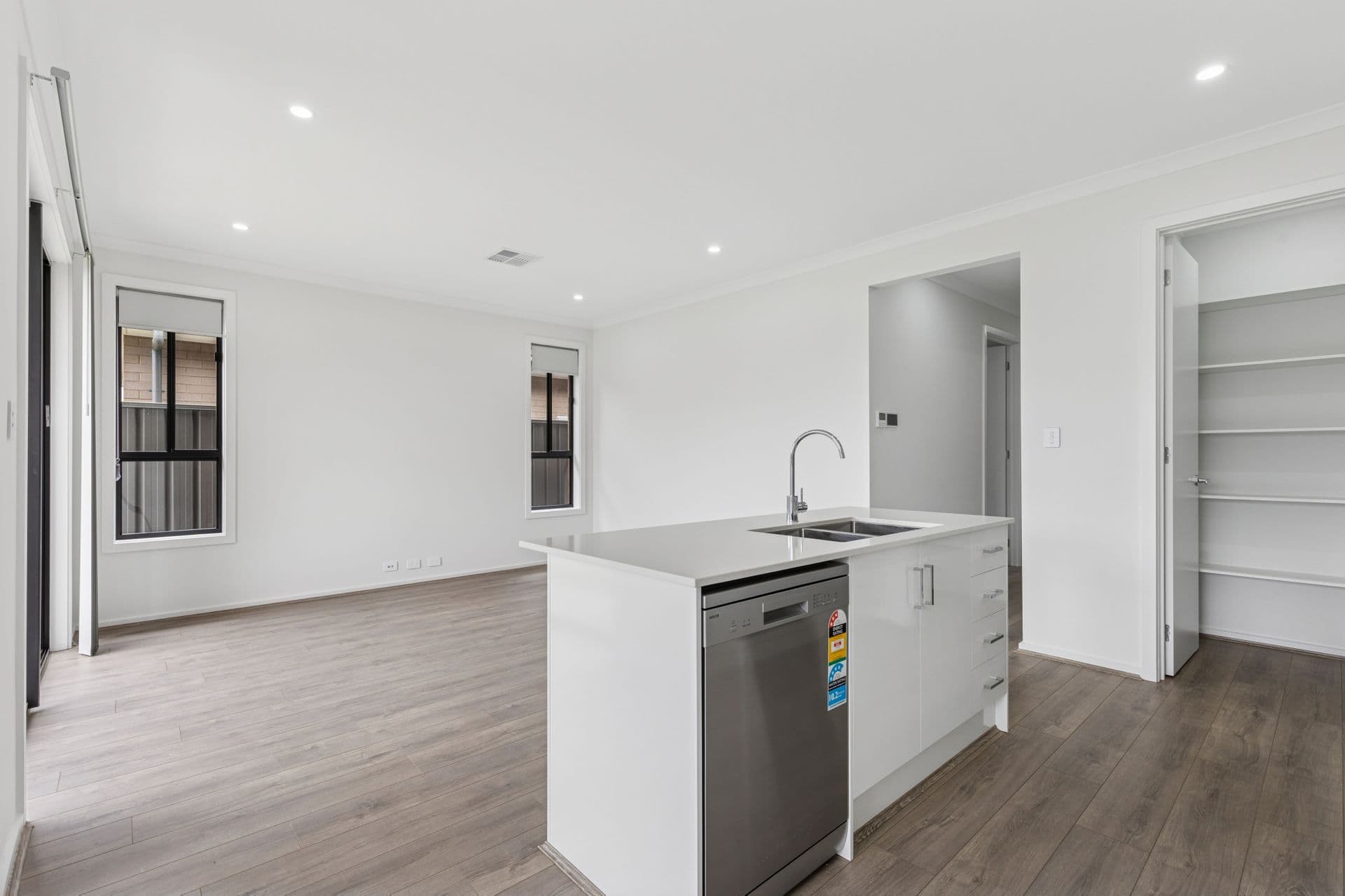 2/1568 Main North Road, Salisbury South, SA, 5106, Mount Barker - Thumbnail 4