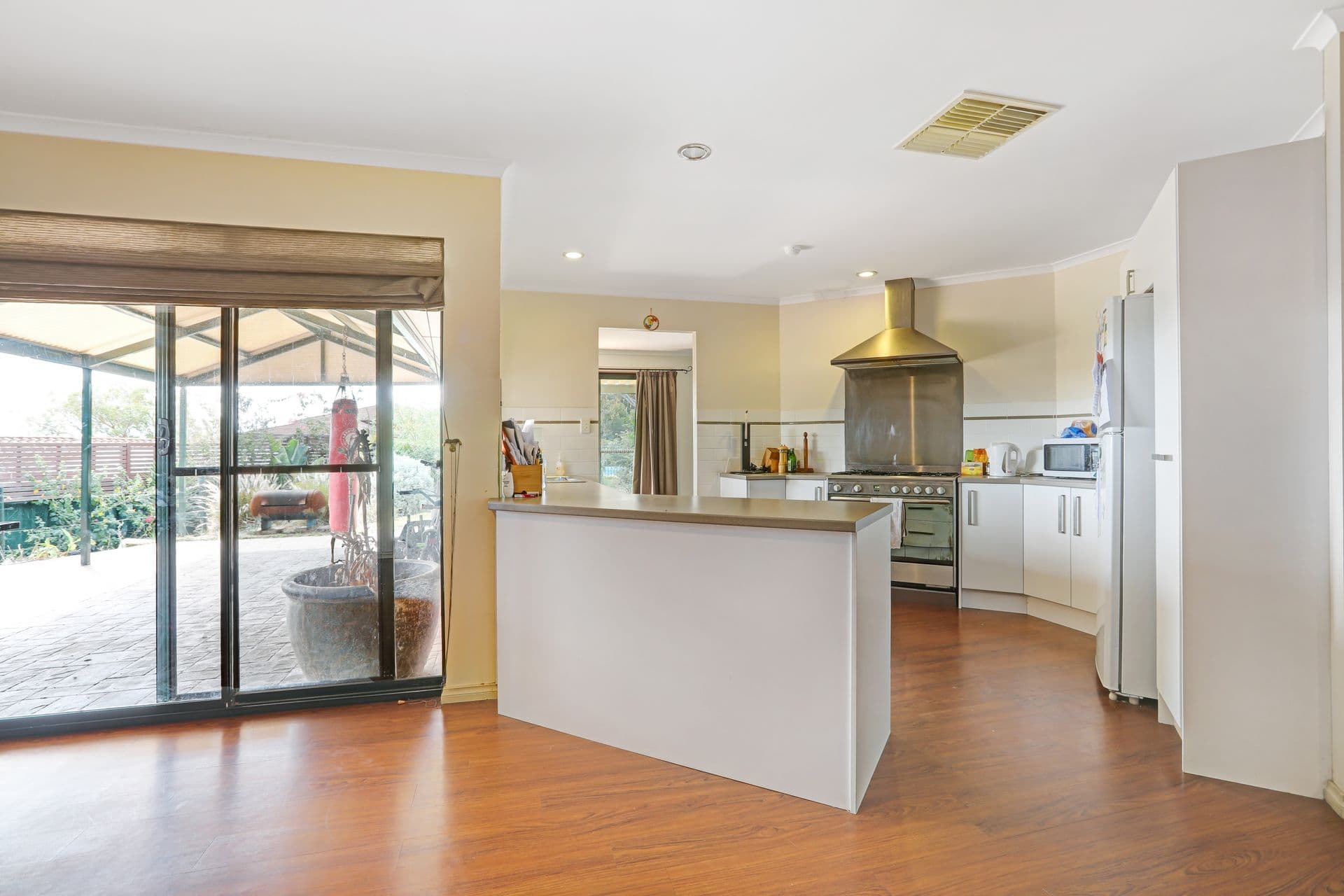 9  Brackenmoor Close, Hillbank, SA, 5112, Hillbank - Thumbnail 4