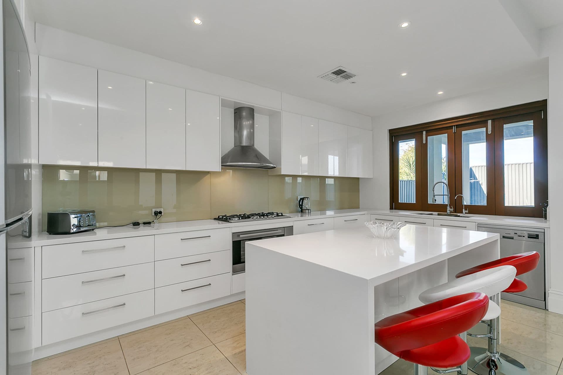 23 Bimini Crescent, Mawson Lakes, SA, 5095, Mawson Lakes - Thumbnail 2