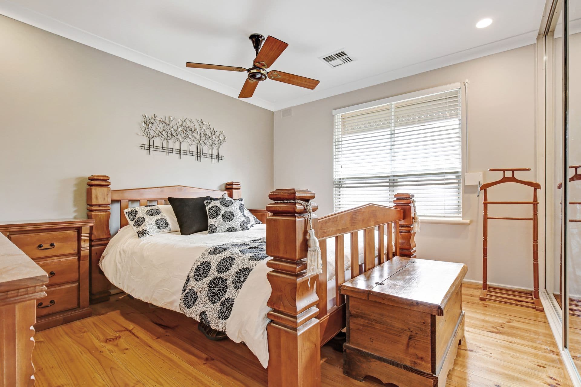 5 Dienelt Drive, Para Hills West, SA, 5096, Para Hills West - Thumbnail 2