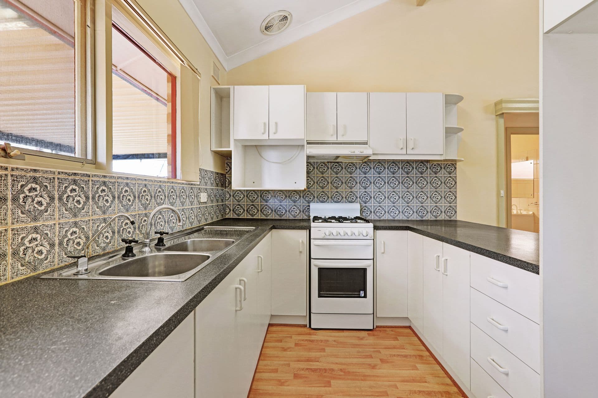 11 Pangari Drive, Fairview Park, SA, 5126, Fairview Park - Thumbnail 4