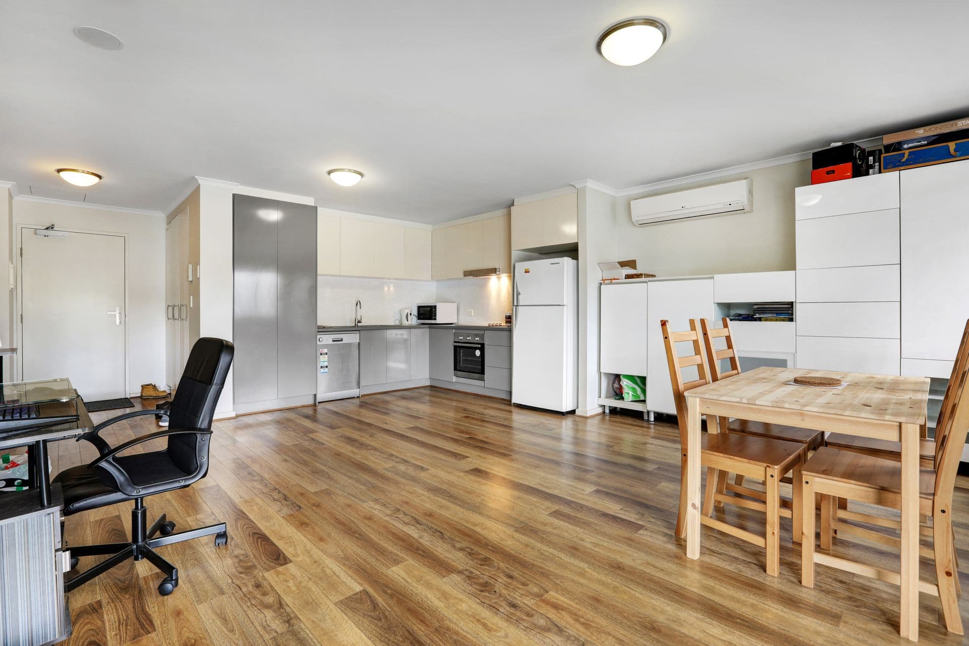 8/51  Victoria Parade, Mawson Lakes, SA, 5095, Eglinton - Thumbnail 6
