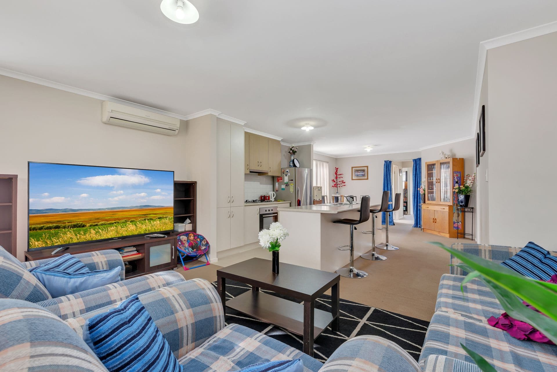 2 Alexandrina Crescent, Andrews Farm, SA, 5114, Andrews Farm - Thumbnail 3