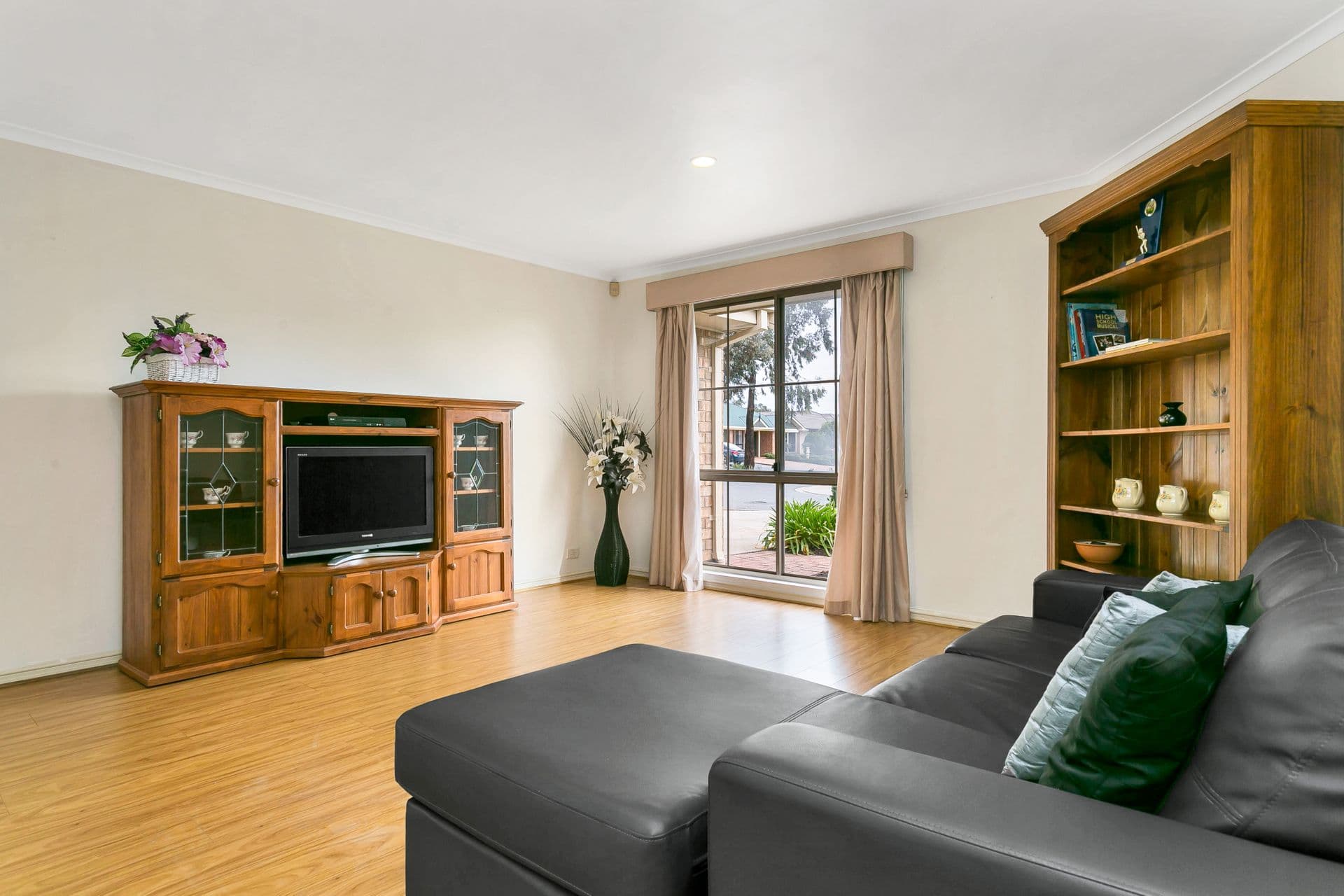 22 Paterson Road, Pooraka, SA, 5095, Pooraka - Thumbnail 2