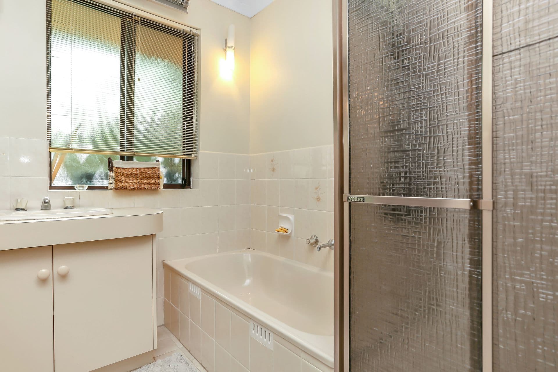 2/4 Whitmore Street, Redwood Park, SA, 5097, Redwood Park - Thumbnail 6