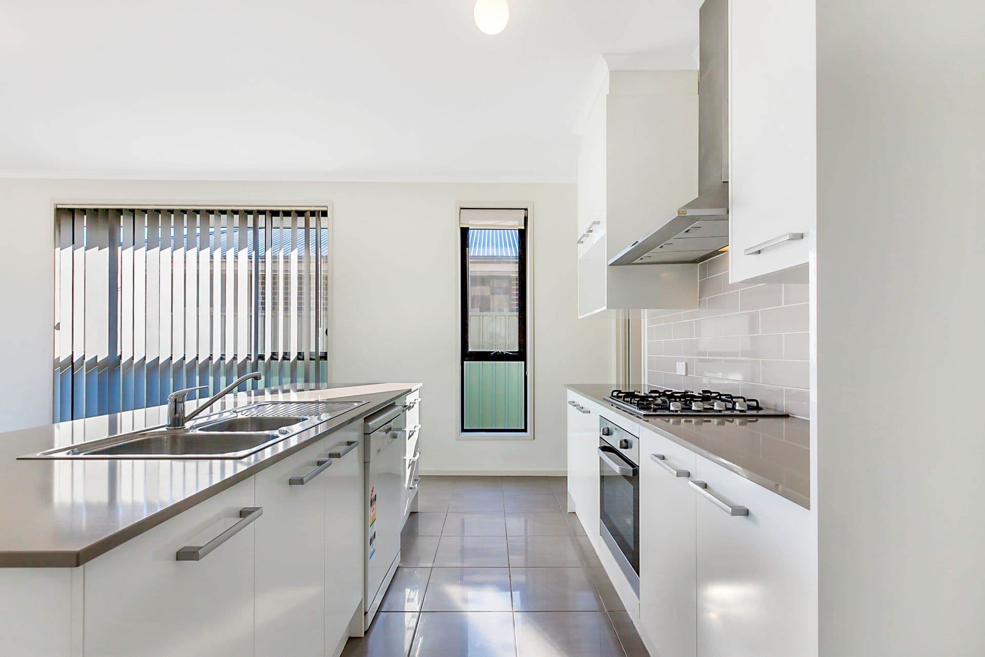 44 Dineen Road, Parafield Gardens, SA, 5107, Parafield Gardens - Thumbnail 8