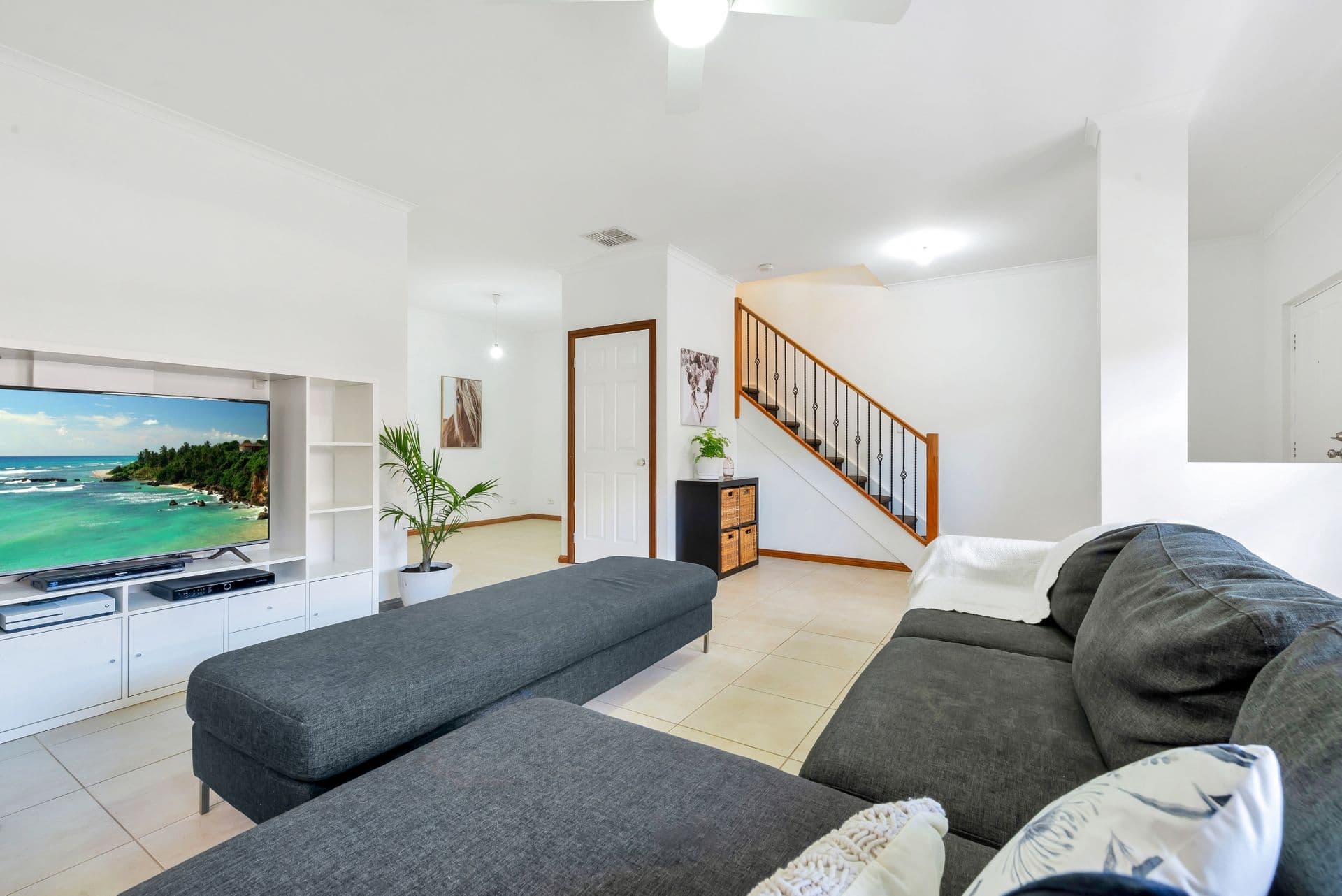 25 Lomond Circuit, Mawson Lakes, SA, 5095, Mawson Lakes - Thumbnail 6
