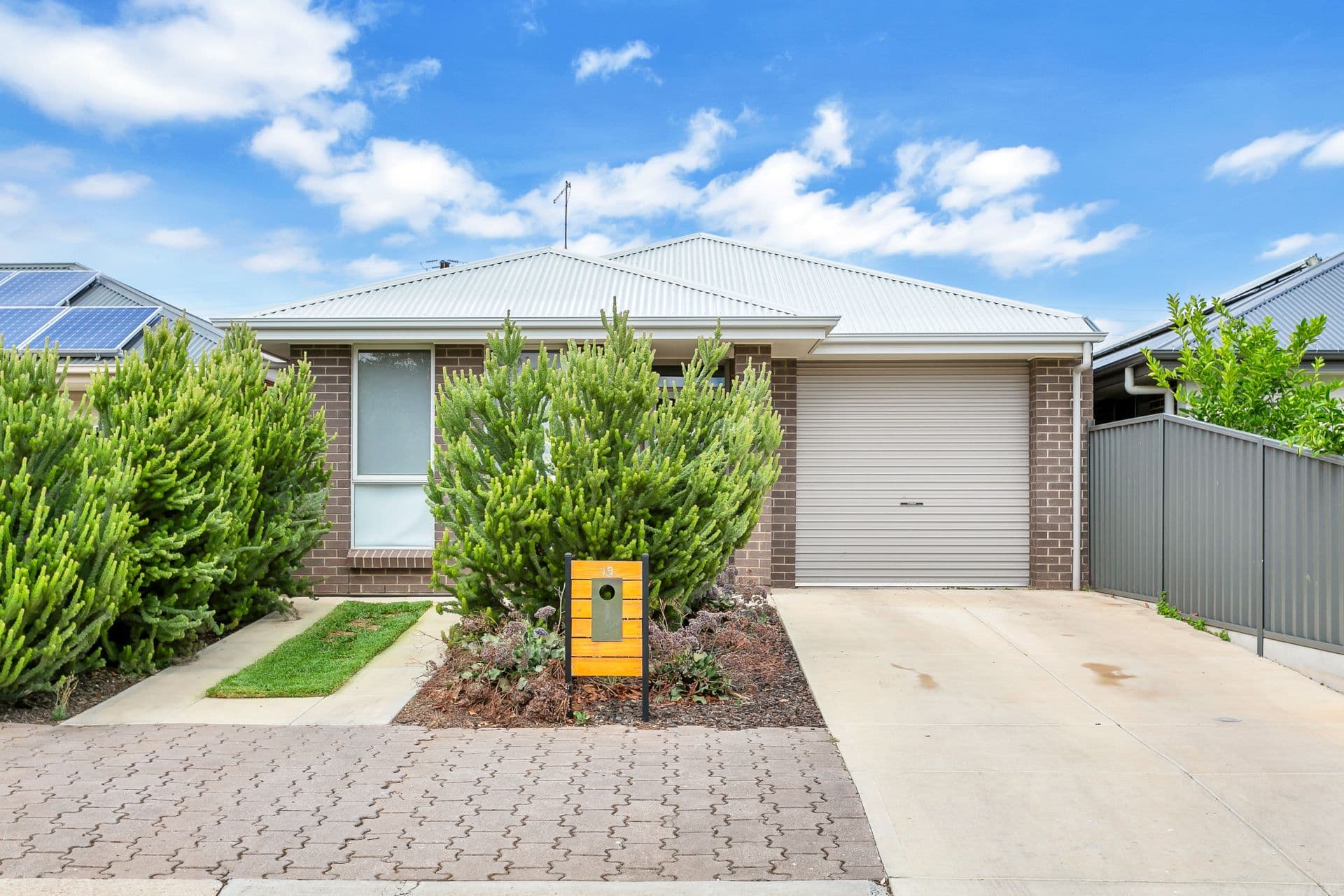 15 Rutherglen Avenue, Valley View, SA, 5093, Valley View - Image 1