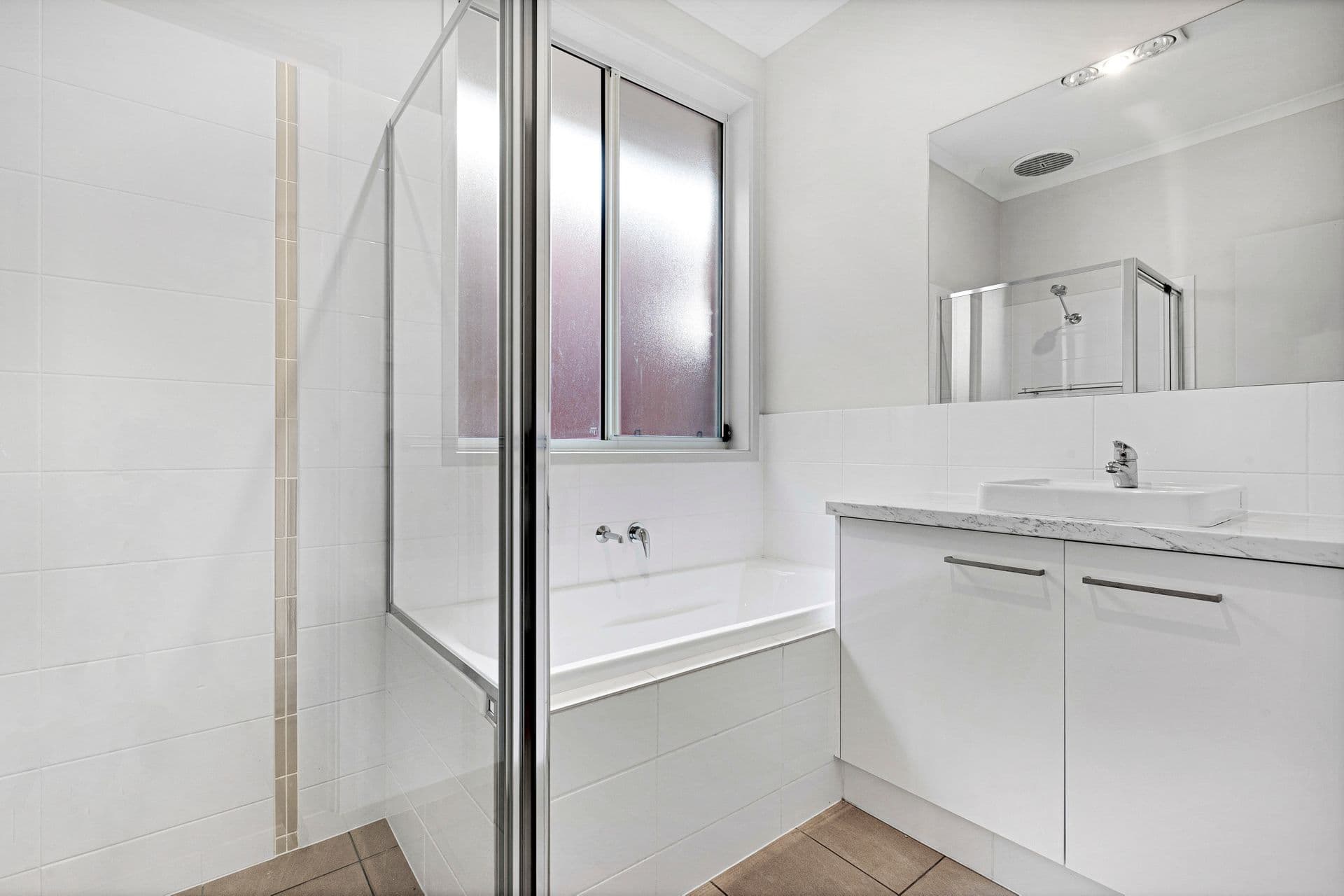 15 Rutherglen Avenue, Valley View, SA, 5093, Valley View - Thumbnail 6