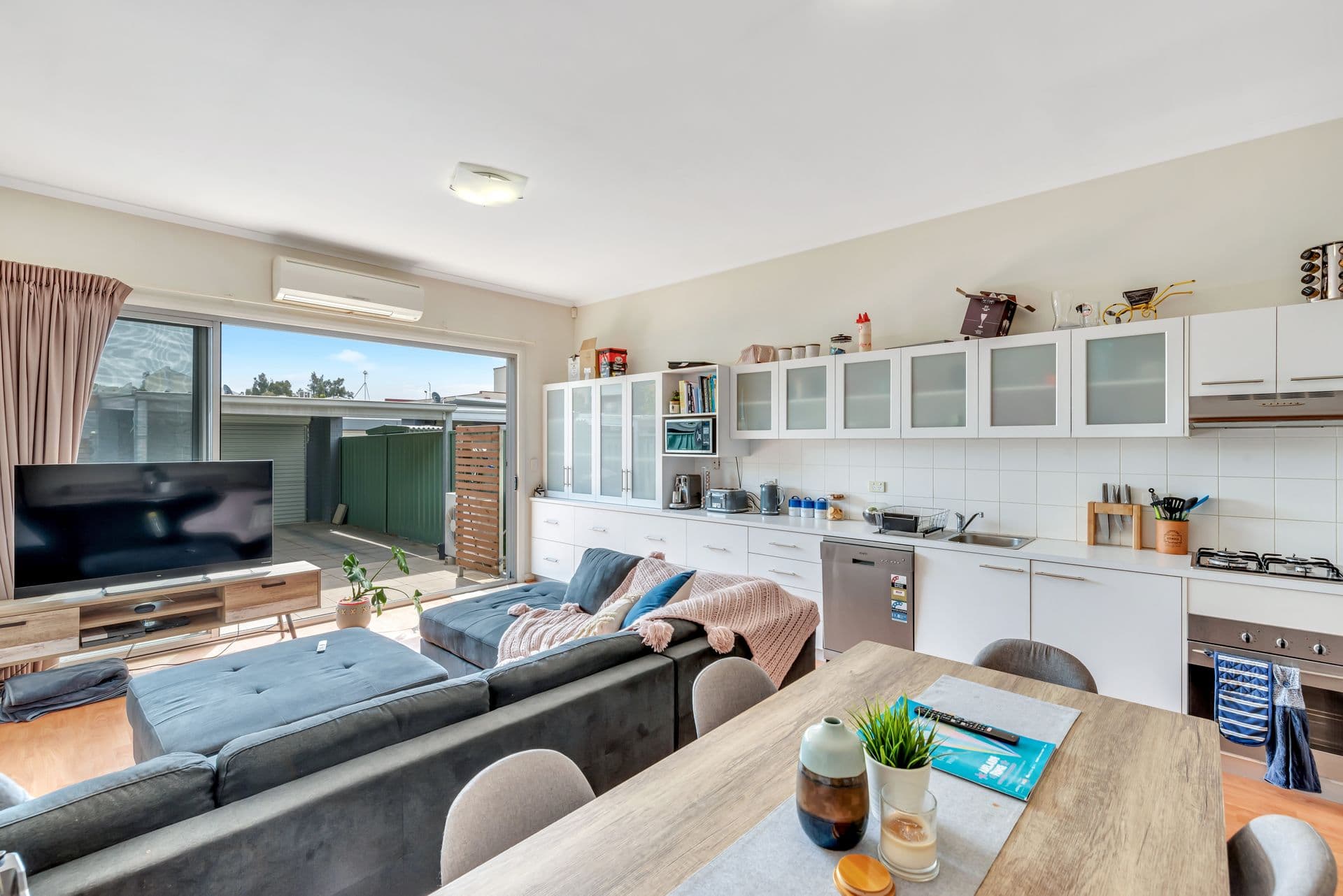 10 Phillipson Circuit, Mawson Lakes, SA, 5095, Mawson Lakes - Thumbnail 4