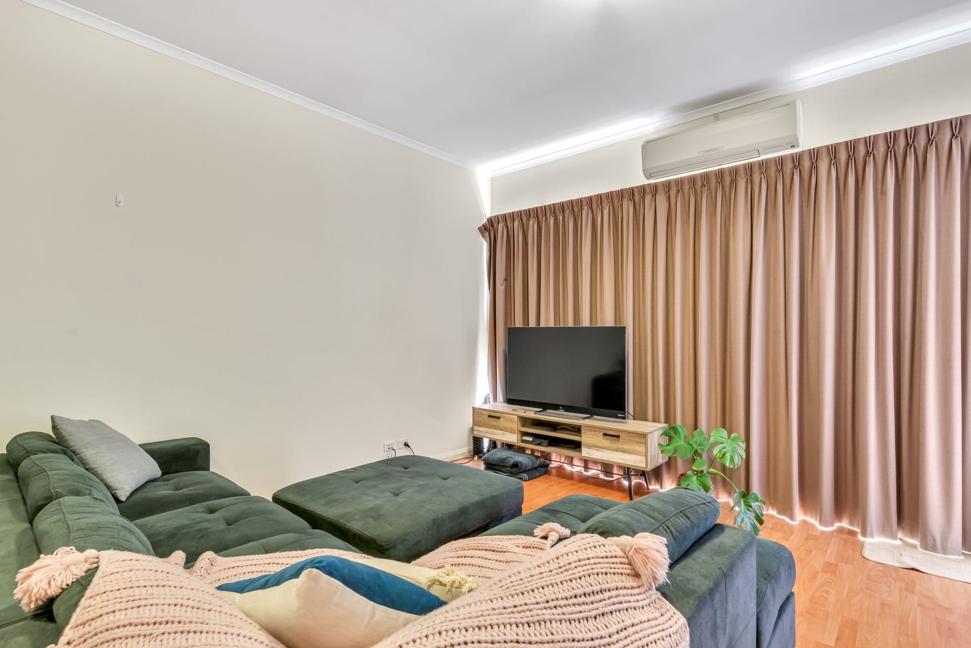 10 Phillipson Circuit, Mawson Lakes, SA, 5095, Mawson Lakes - Thumbnail 6