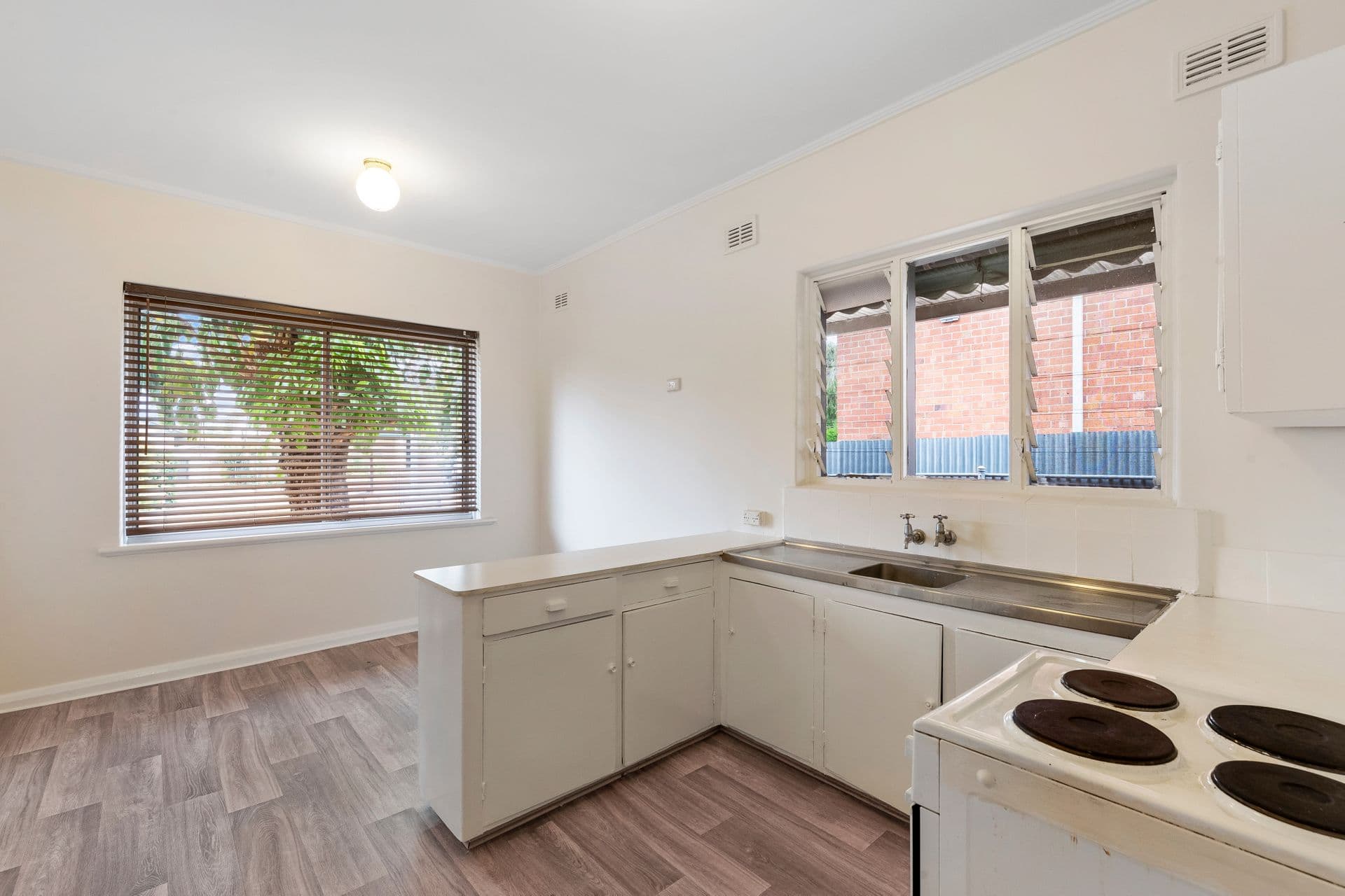 7 Livingstone Avenue, Prospect, SA, 5082, Prospect - Thumbnail 5