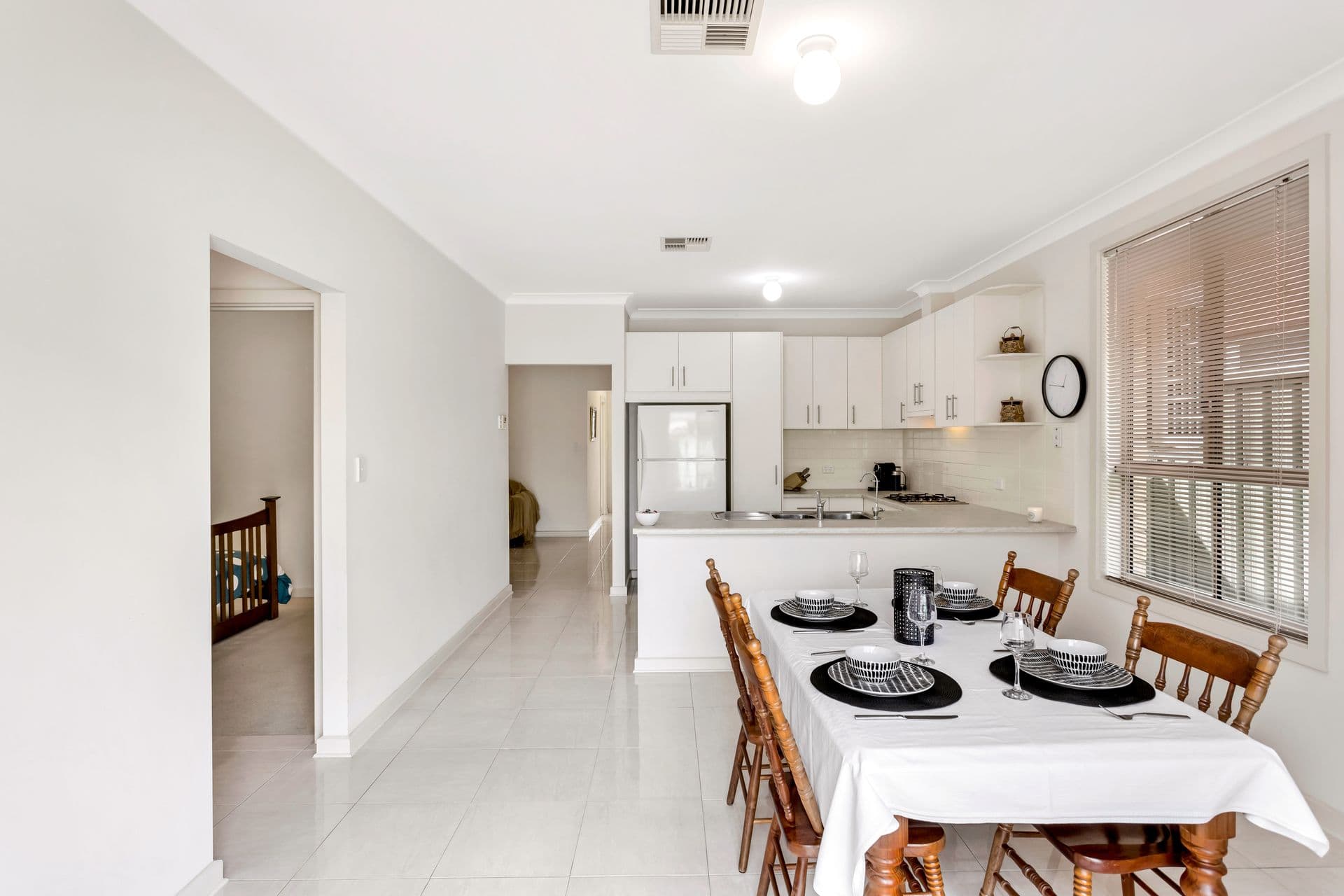 24 Hindmarsh Circuit, Mawson Lakes, SA, 5095, Mawson Lakes - Thumbnail 5