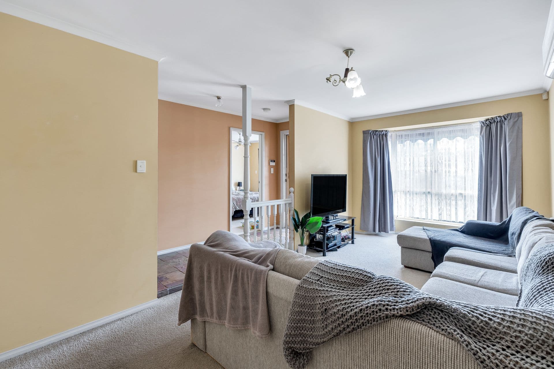 35 Blackwood Drive, Craigmore, SA, 5114, Craigmore - Thumbnail 3