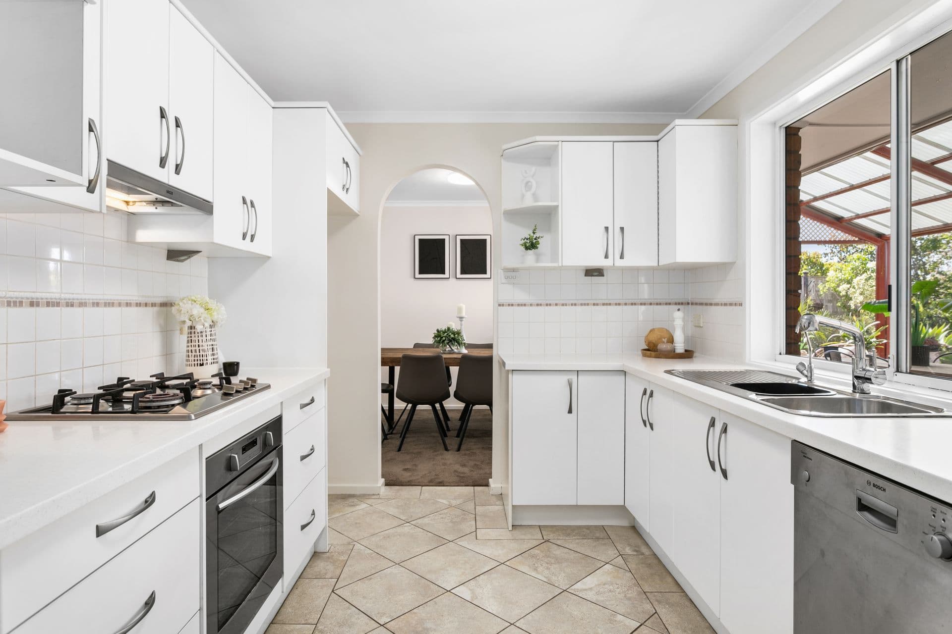 11 Hill Ridge Court, Wynn Vale, SA, 5127, Wynn Vale - Thumbnail 5