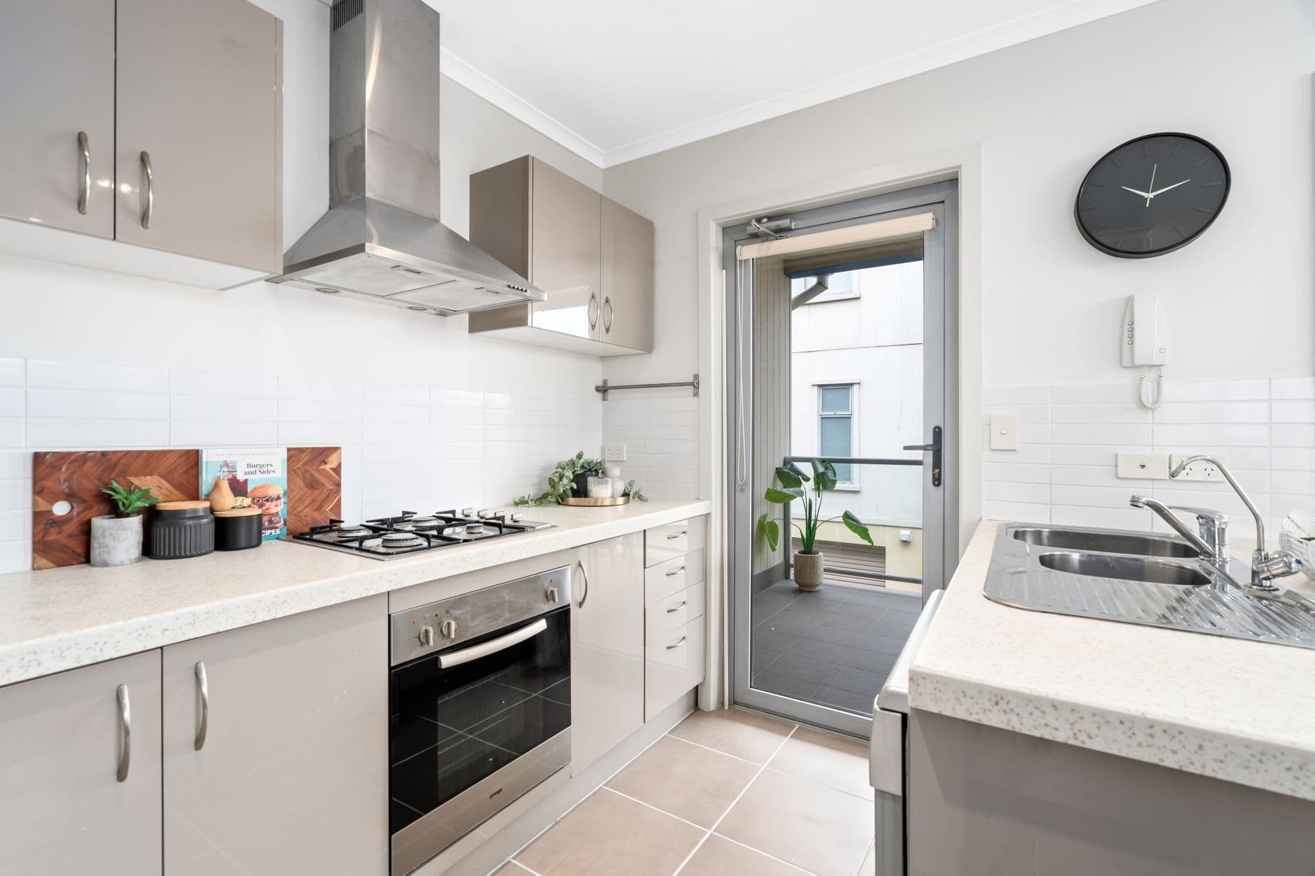1/1 St Kitts Place, Mawson Lakes, SA, 5095, Mawson Lakes - Thumbnail 6