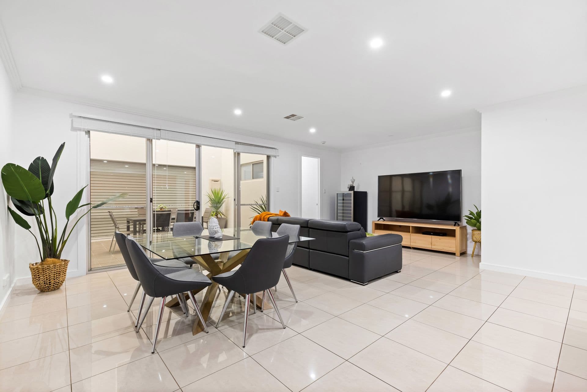 15 Augustine Street, Mawson Lakes, SA, 5095, Mawson Lakes - Thumbnail 3