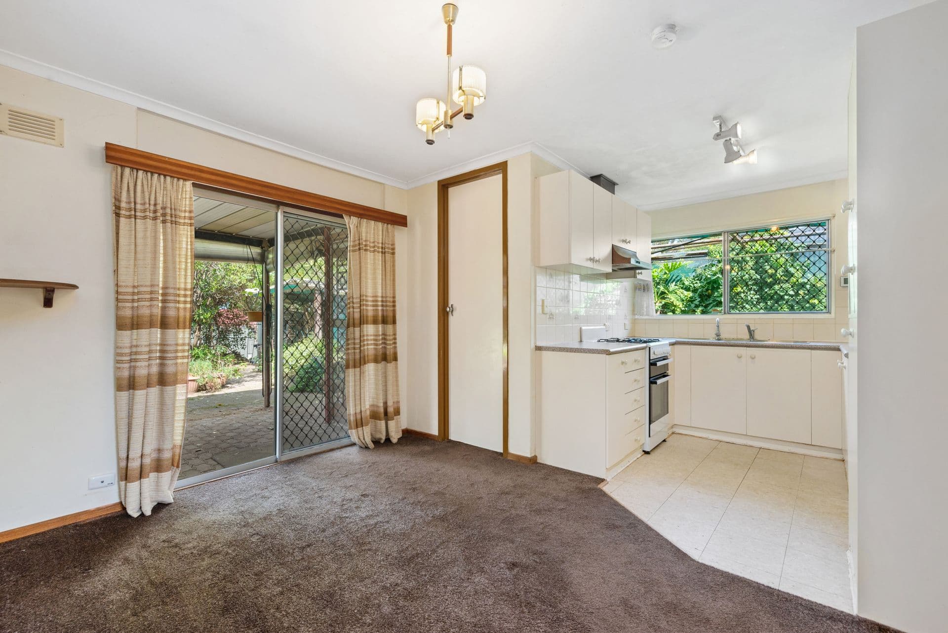 5 Caspar Street, Fairview Park, SA, 5126, Fairview Park - Thumbnail 4