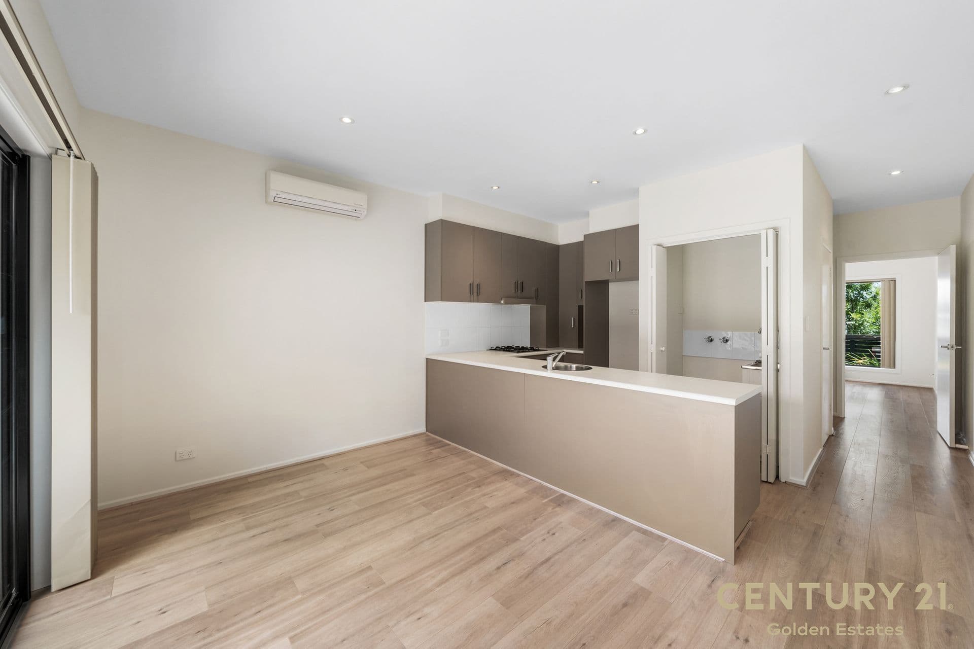 42 Cascades Drive, Mawson Lakes, SA, 5095, Mawson Lakes - Thumbnail 4