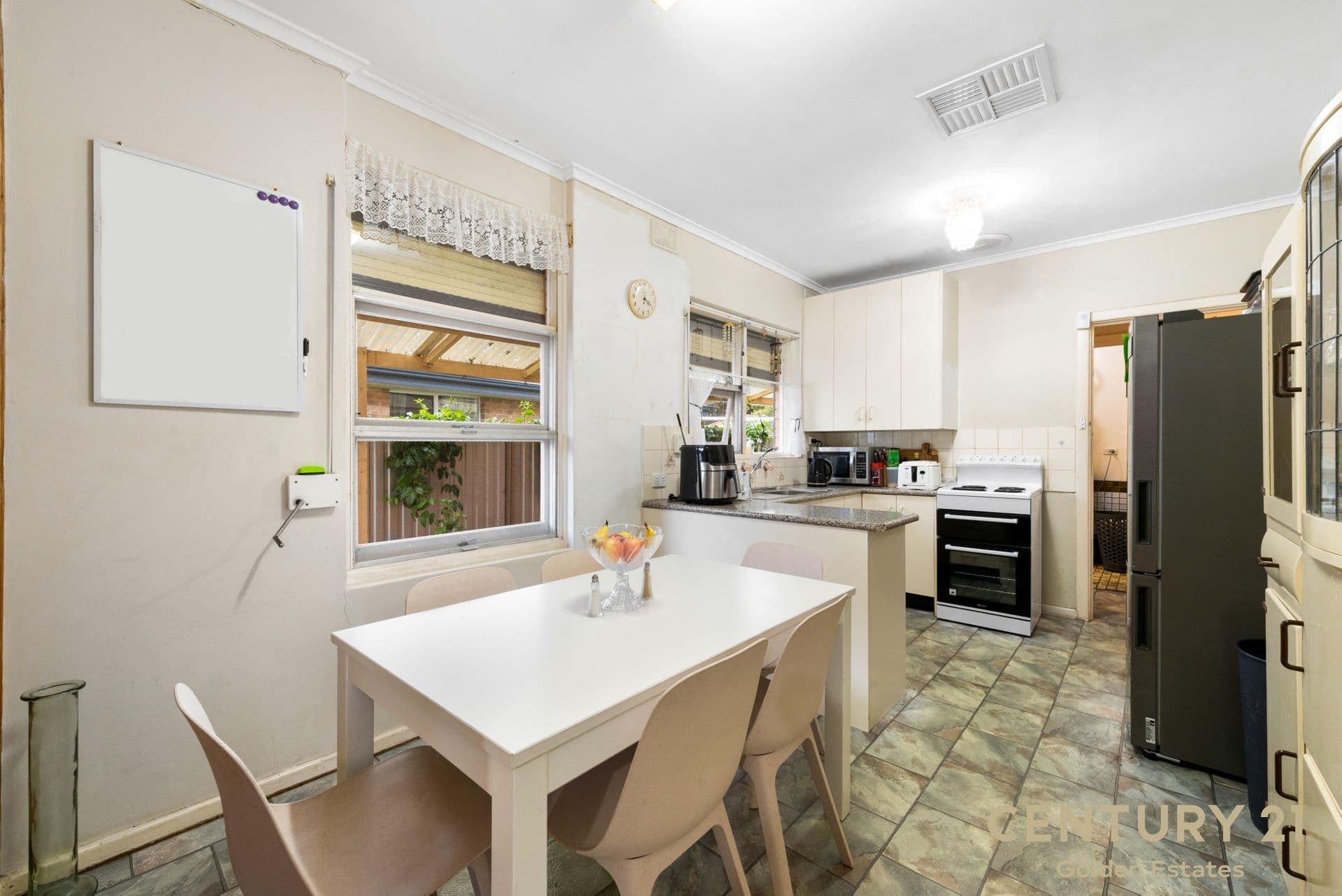 8 Weerana Road, Salisbury Plain, SA, 5109, Salisbury Plain - Thumbnail 4