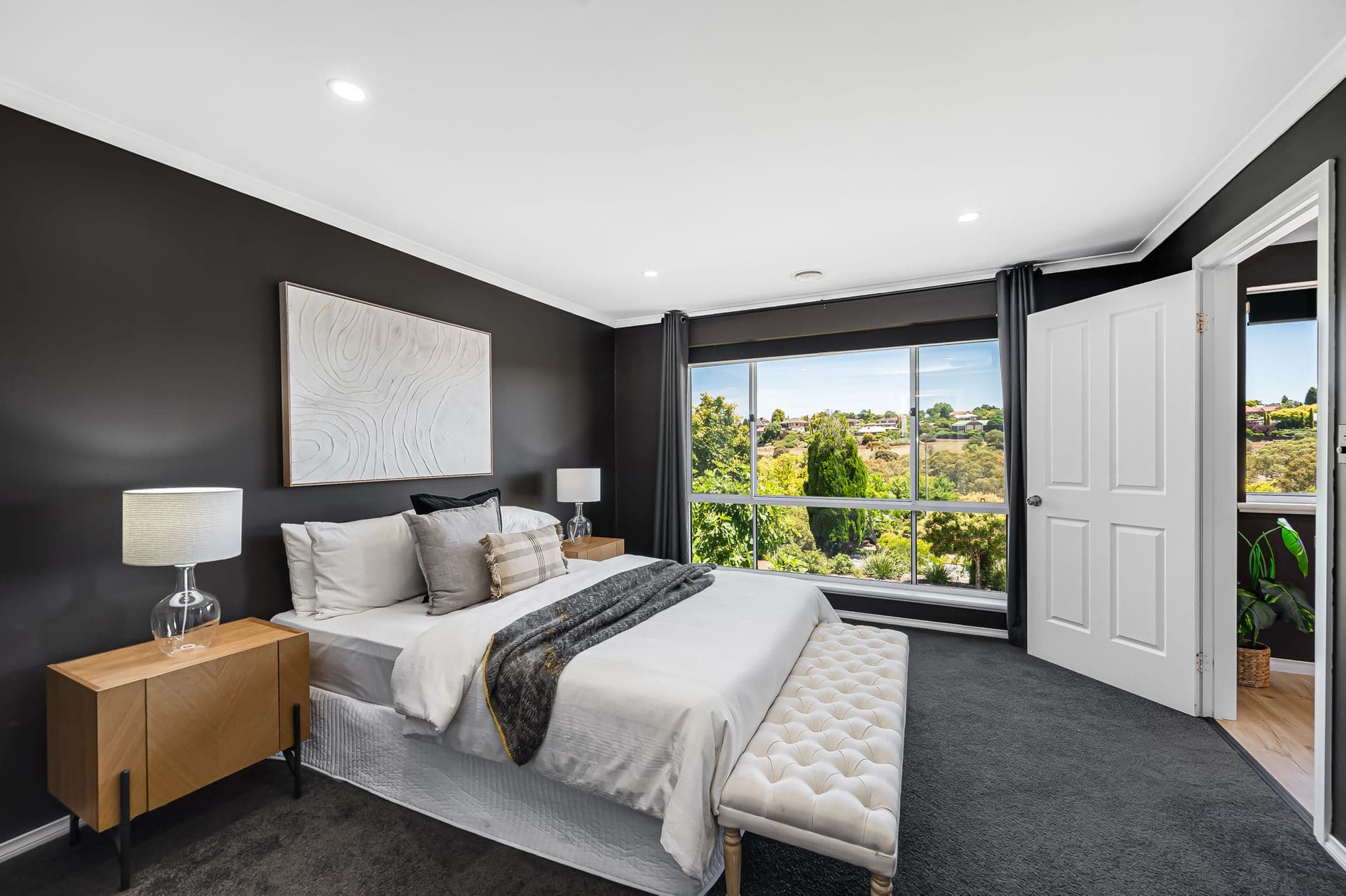 5 Winchester Crescent, Golden Grove, SA, 5125, Golden Grove - Thumbnail 2