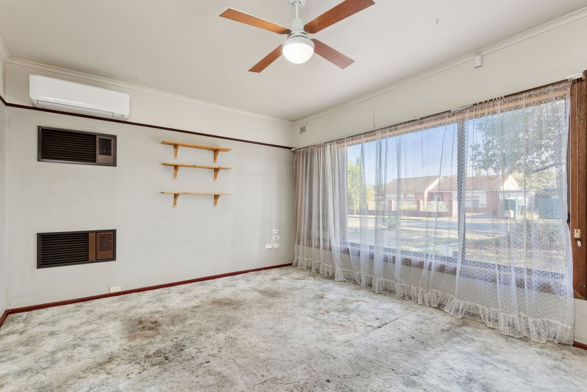 4 Secomb Avenue, Parafield Gardens, SA, 5107, Parafield Gardens - Thumbnail 2
