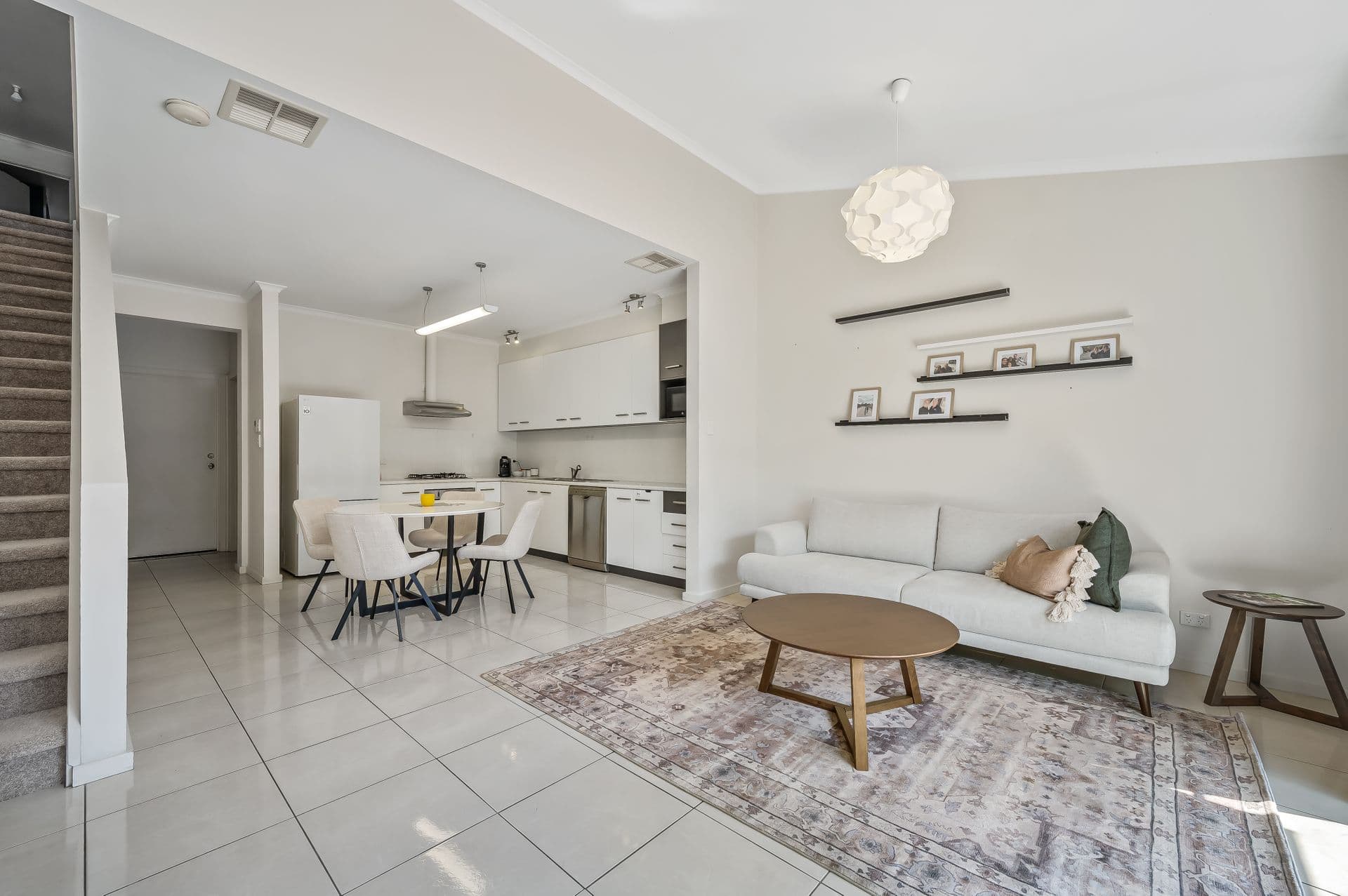 6 Weira Street, Mawson Lakes, SA, 5095, Mawson Lakes - Thumbnail 2