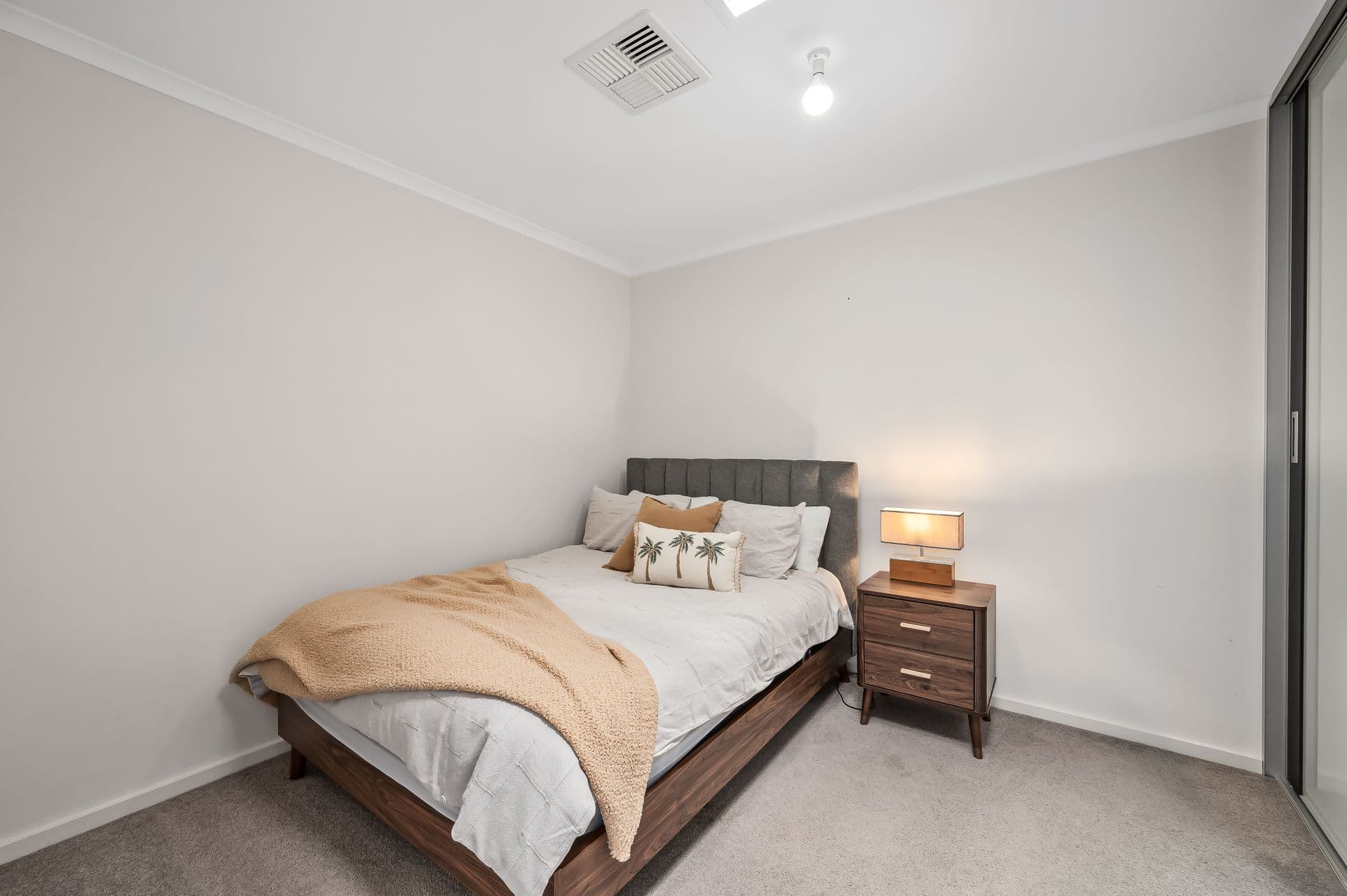 6 Weira Street, Mawson Lakes, SA, 5095, Mawson Lakes - Thumbnail 5