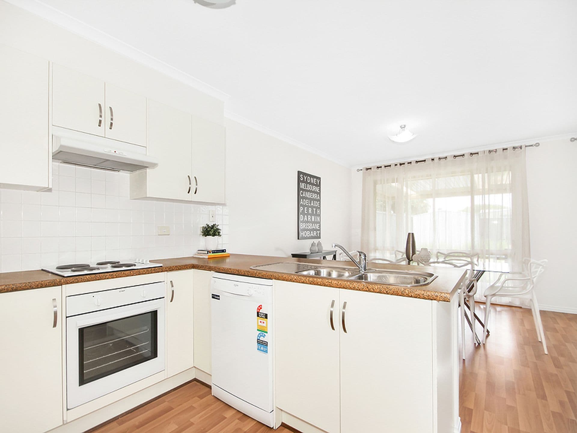 29 Whinnerah Avenue, Aldinga Beach, SA, 5173, Aldinga Beach - Thumbnail 6
