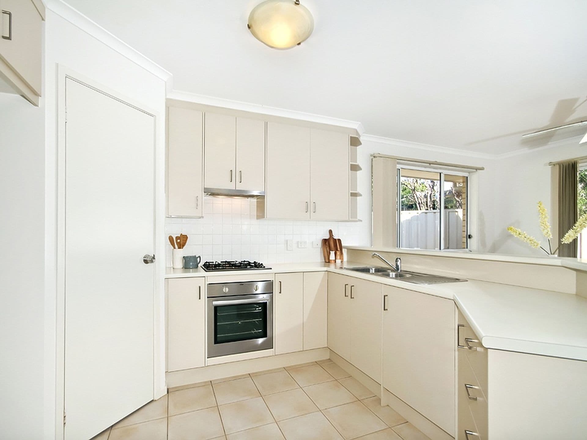 10A Thomas Street, Aldinga Beach, SA, 5173, Aldinga Beach - Thumbnail 2