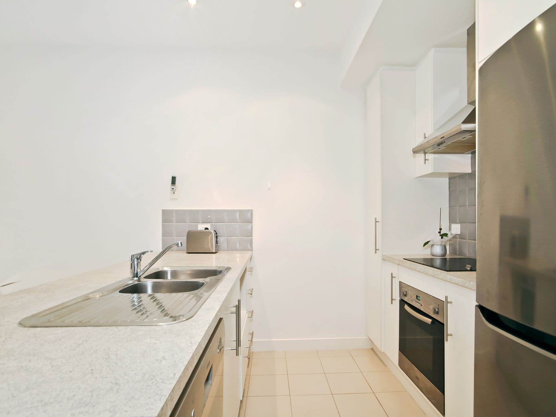 5/16  Whinnerah Avenue, Aldinga Beach, SA, 5173, Aldinga Beach - Thumbnail 8