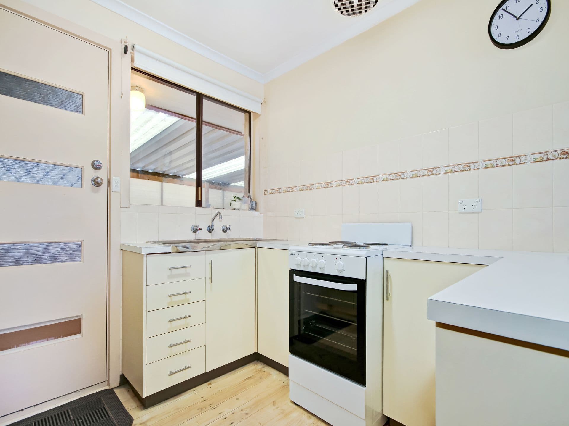 2/9 Quinliven Road, Port Willunga, SA, 5173, Port Willunga - Thumbnail 6