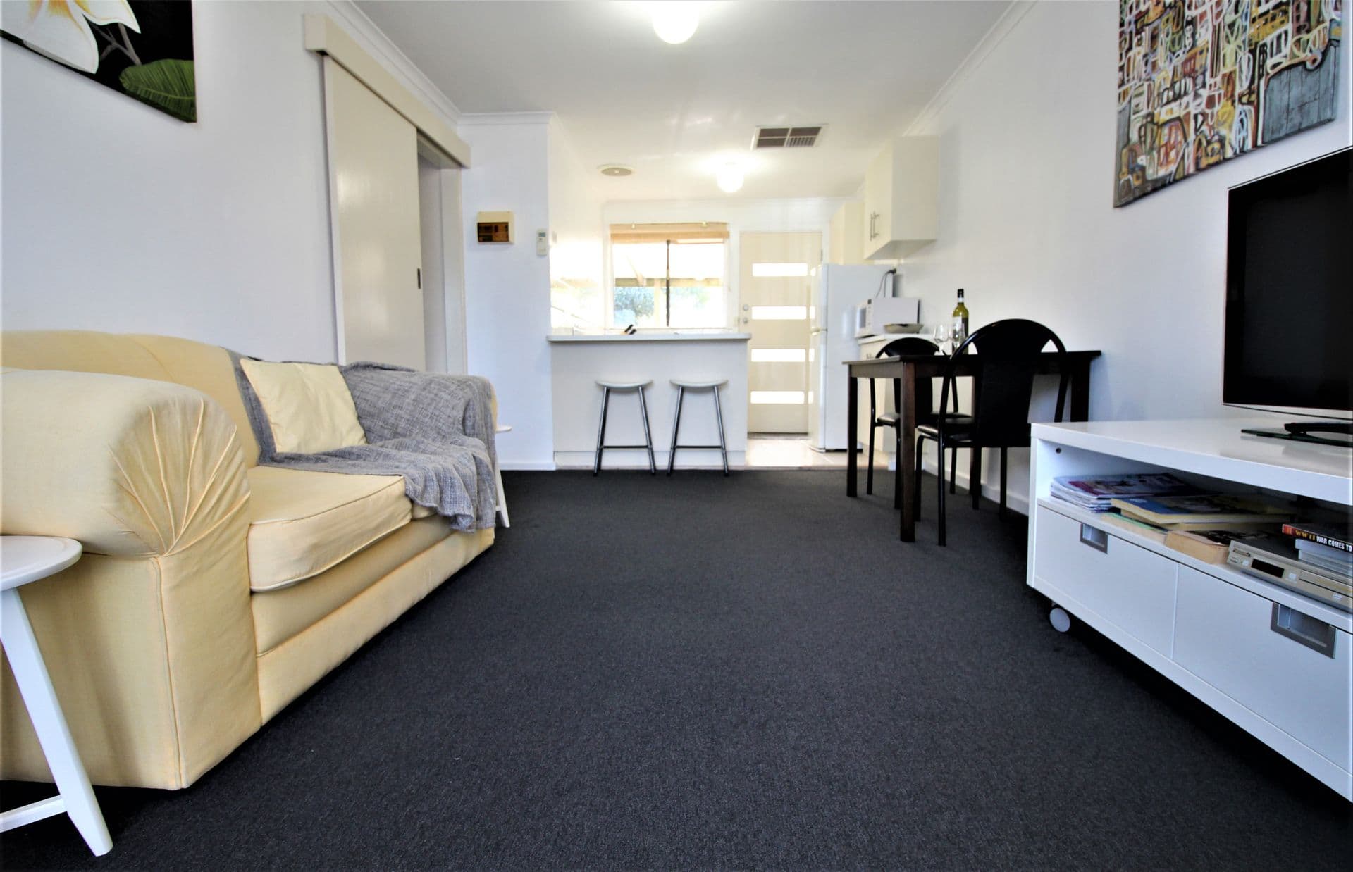 1/9 Quinliven Road, Port Willunga, SA, 5173, Port Willunga - Thumbnail 4