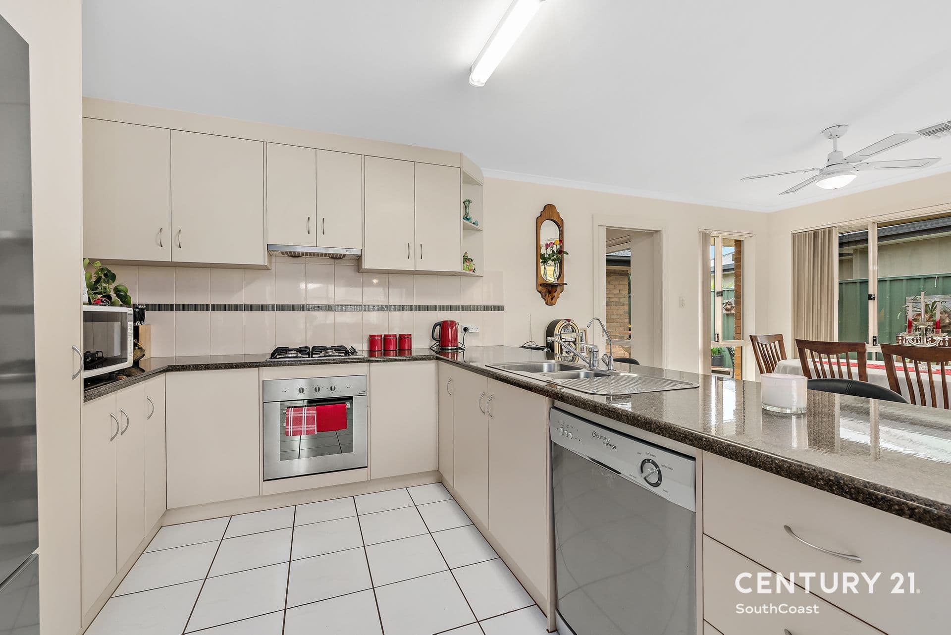3 Chartreuse Court, Aldinga Beach, SA, 5173, Aldinga Beach - Thumbnail 2