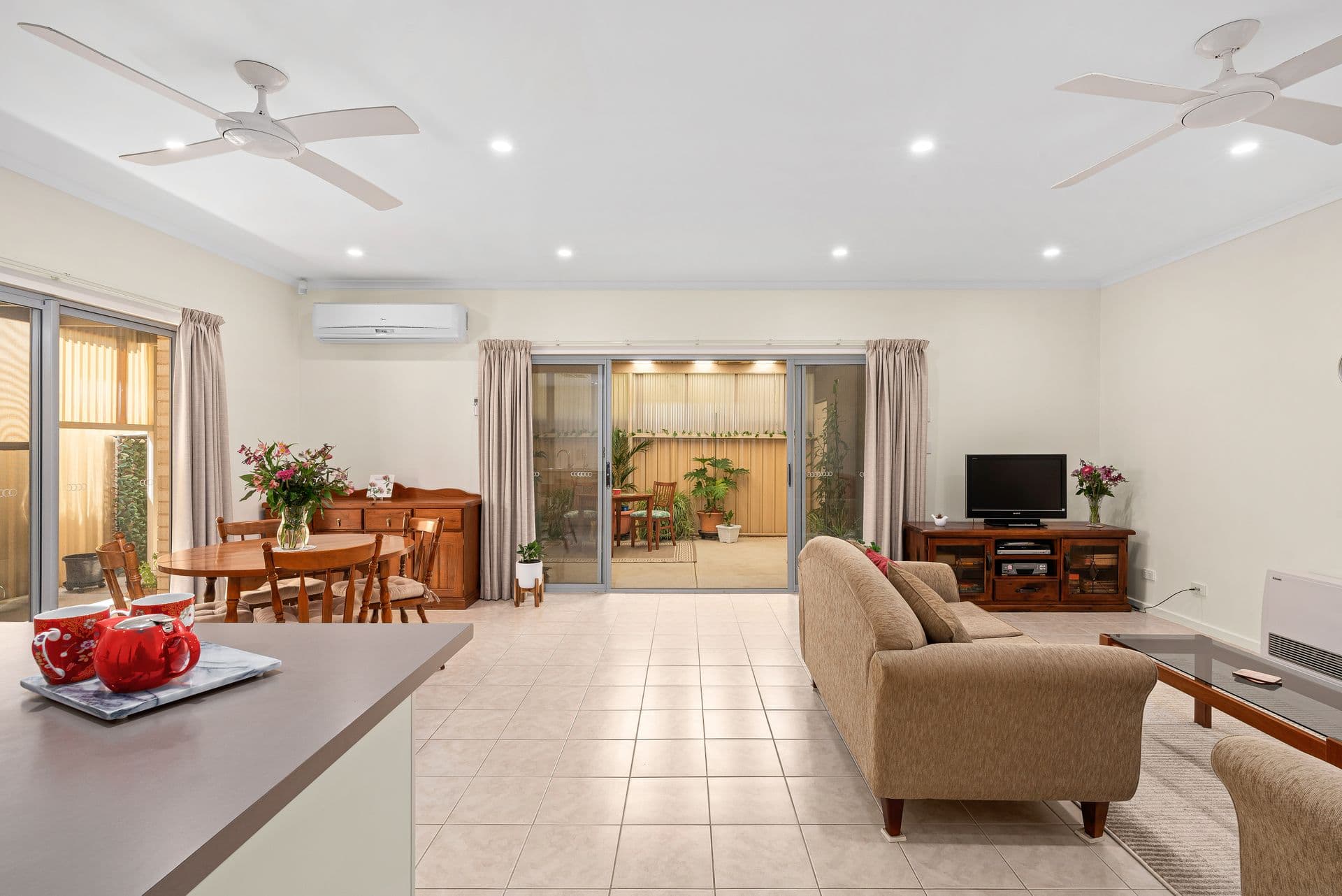 12 Knoll Avenue, Aldinga Beach, SA, 5173, Aldinga Beach - Thumbnail 3