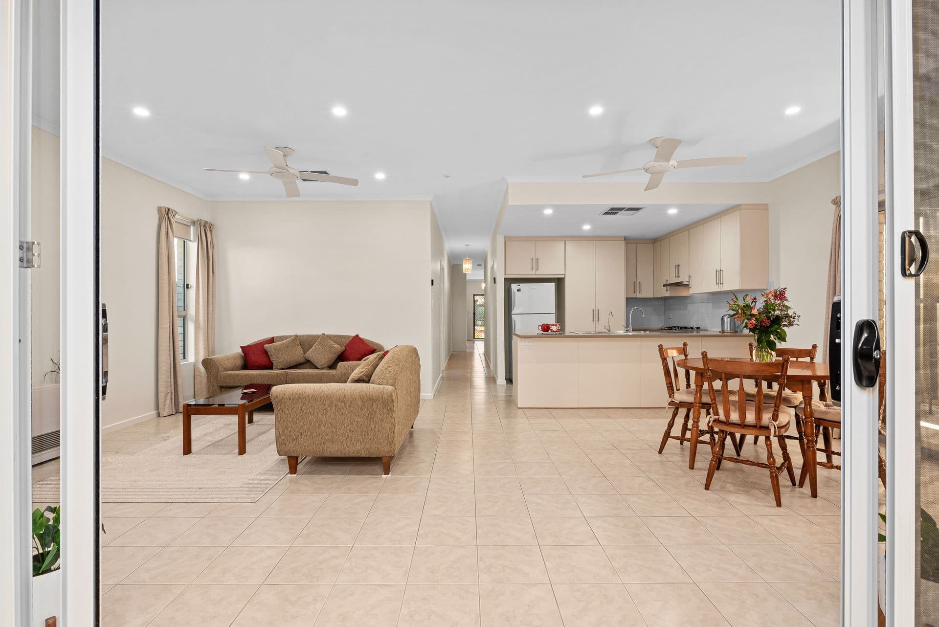 12 Knoll Avenue, Aldinga Beach, SA, 5173, Aldinga Beach - Thumbnail 7