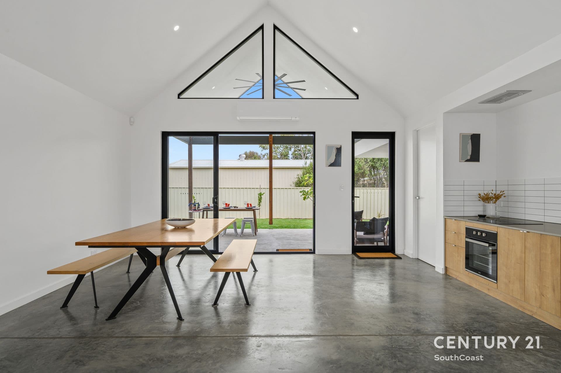 2 Kirra Road, Aldinga Beach, SA, 5173, Aldinga Beach - Thumbnail 3
