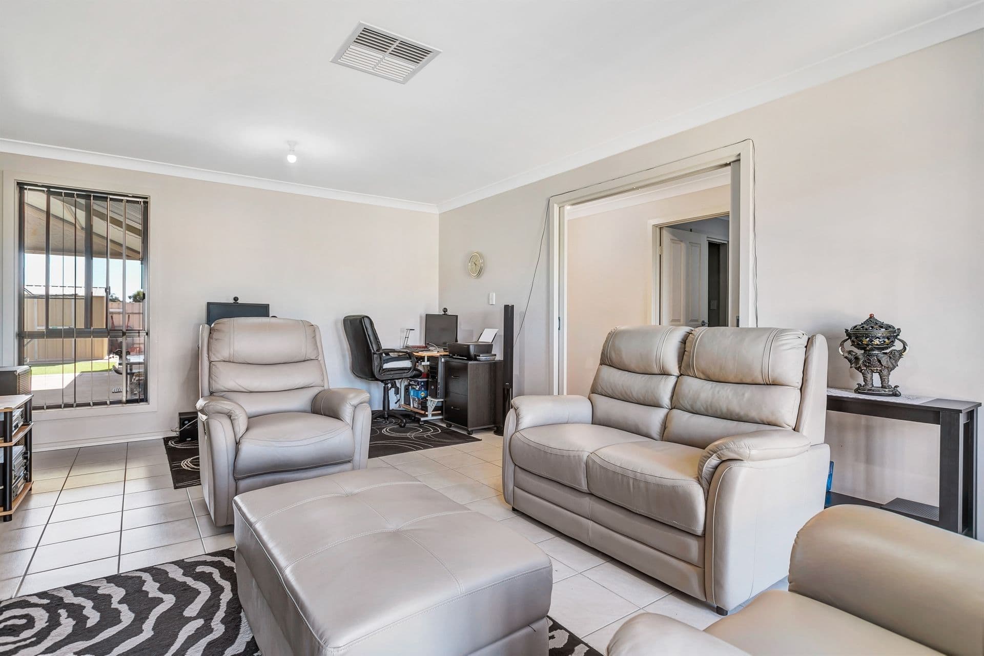 18 Ovens Avenue, Murray Bridge, SA, 5253, Murray Bridge - Thumbnail 6