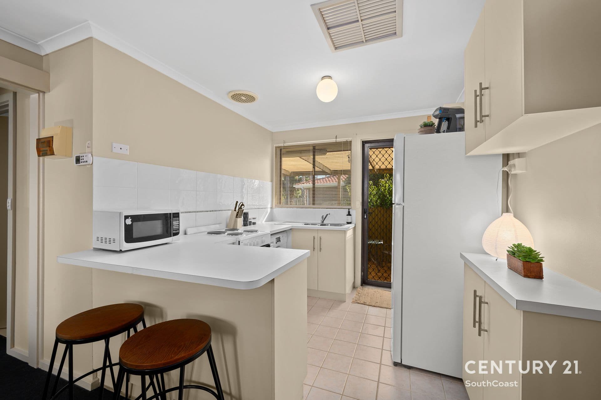 1/9 Quinliven Road, Port Willunga, SA, 5173, Port Willunga - Thumbnail 6