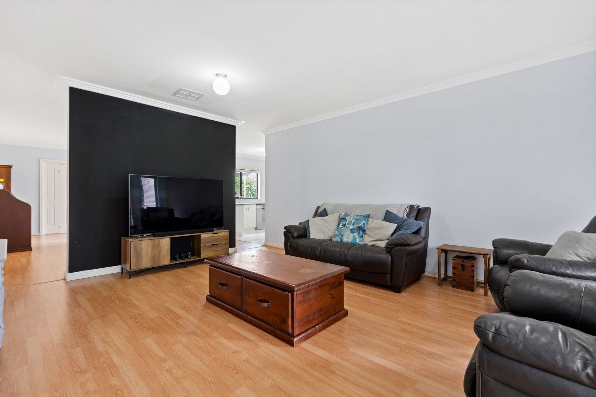 110 Quinliven Road, Aldinga Beach, SA, 5173, Aldinga Beach - Thumbnail 5