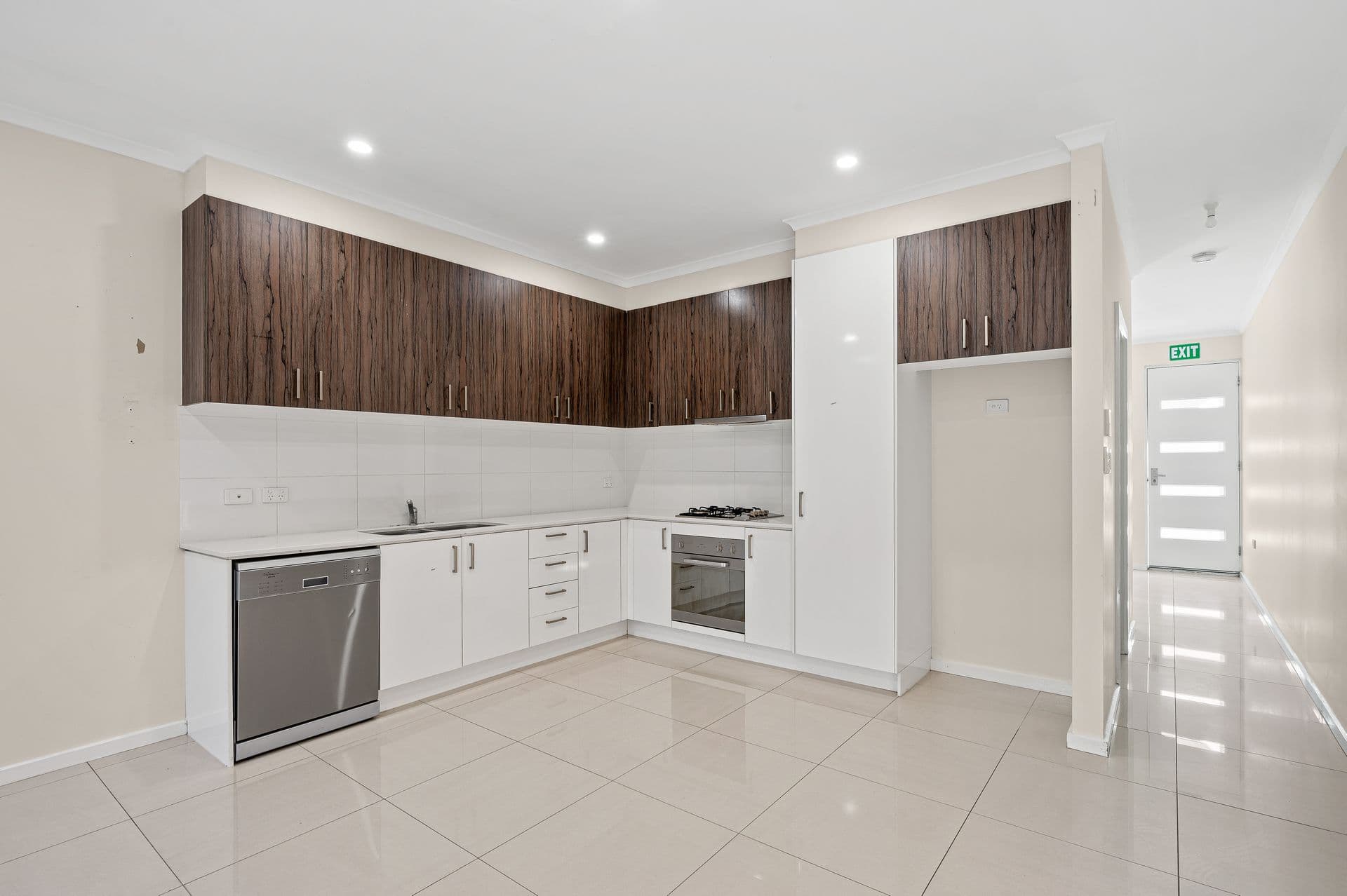 1/8 Kitto Crescent, Aldinga Beach, SA, 5173, Aldinga Beach - Thumbnail 4