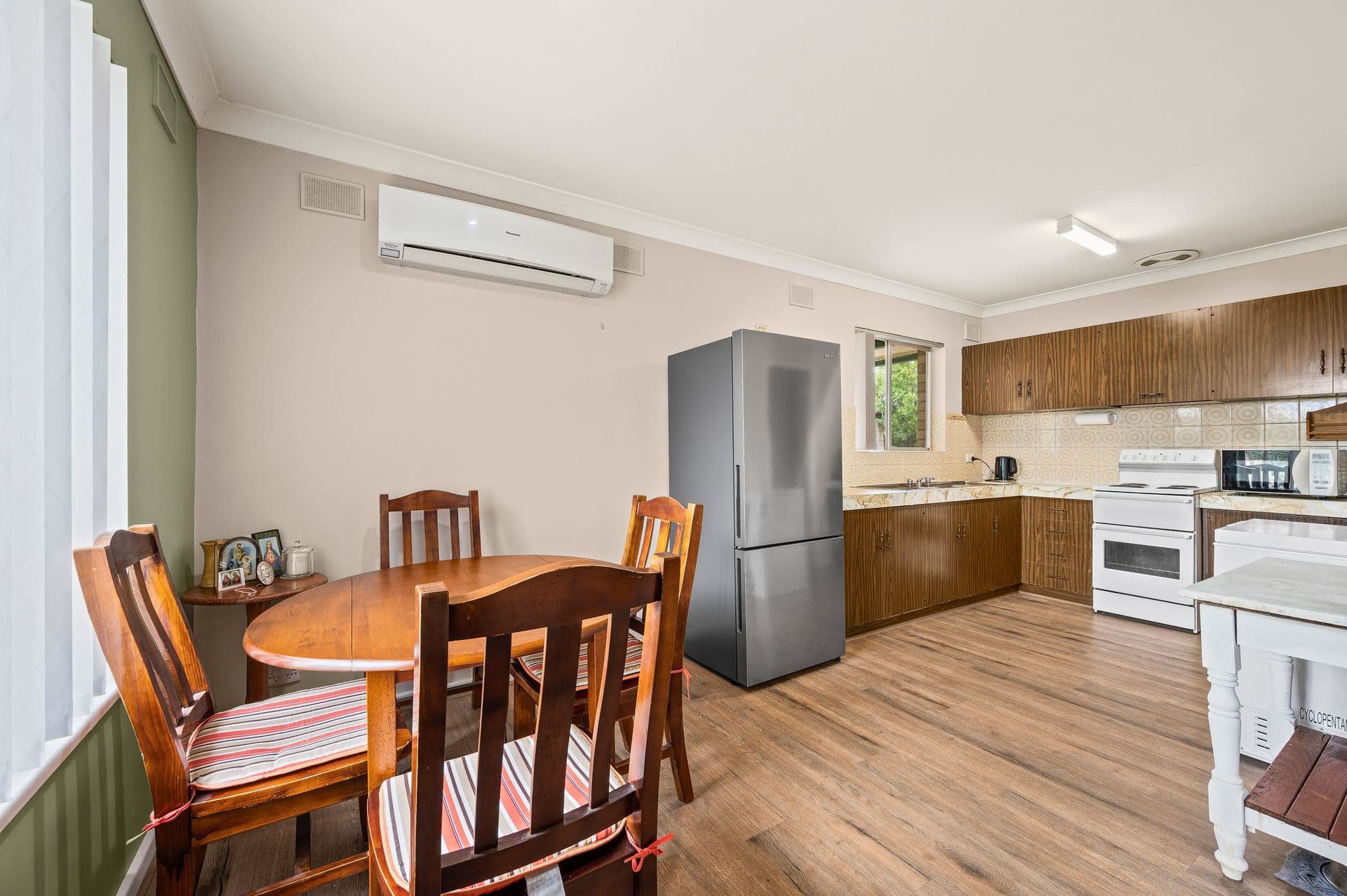 11 Grosvenor Road, Aldinga Beach, SA, 5173, Aldinga Beach - Thumbnail 3