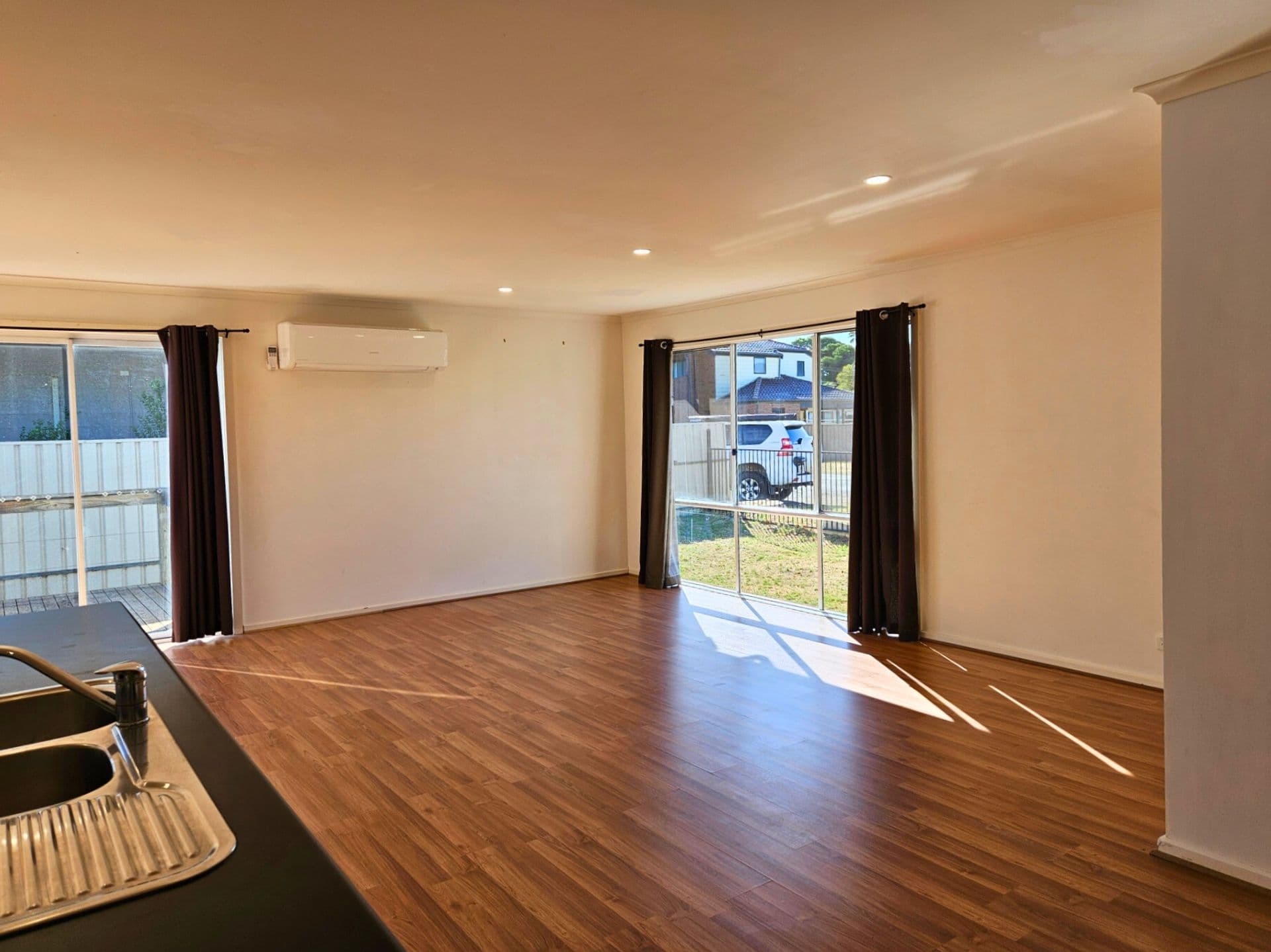 82 Whinnerah Avenue, Aldinga Beach, SA, 5173, Aldinga Beach - Thumbnail 2