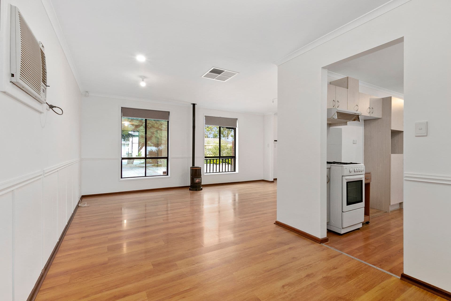 8 Greenlees Parade, Aldinga Beach, SA, 5173, Aldinga Beach - Thumbnail 3